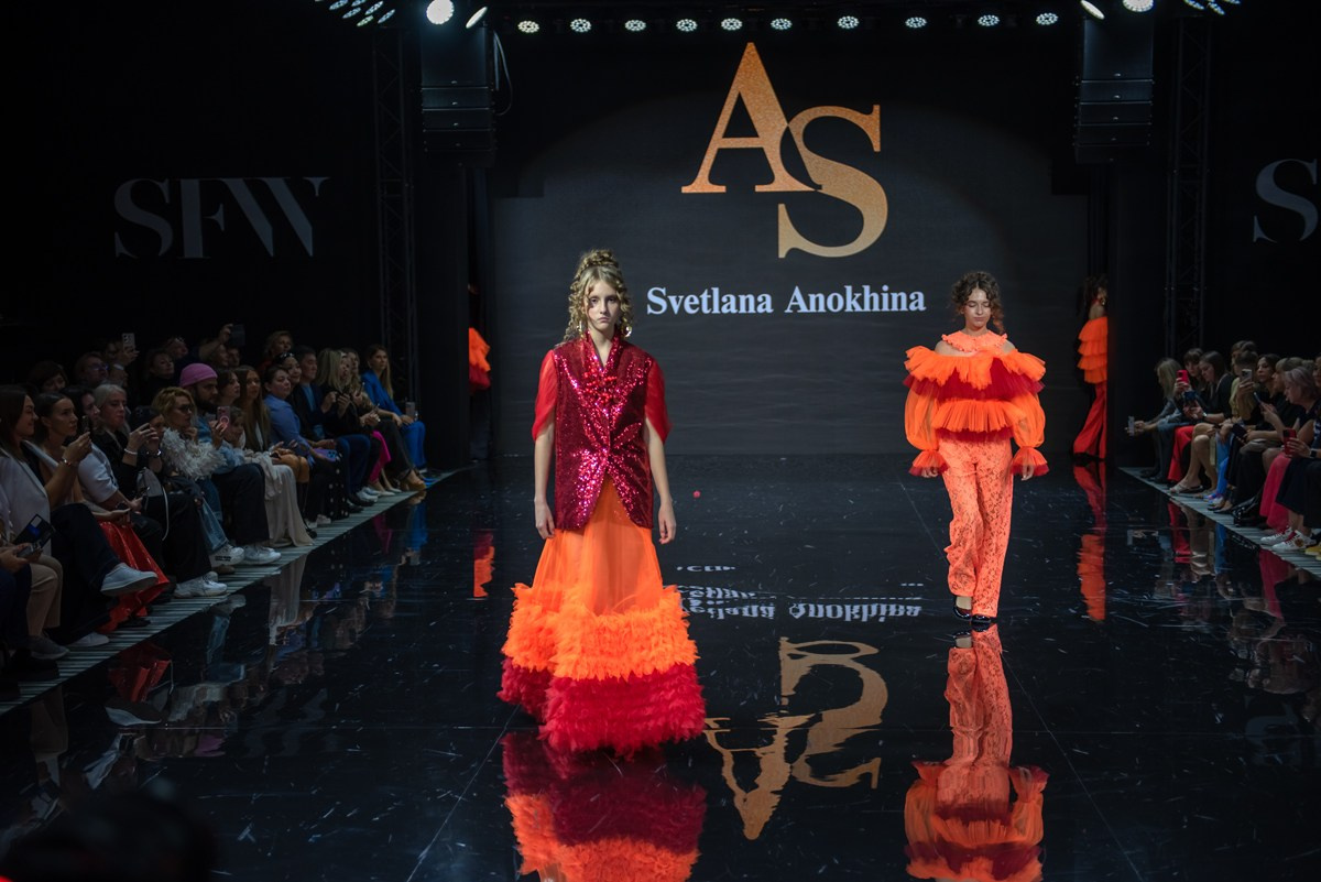 SochiFashionWeek2024 дизайнер Анохина Светлана. Семейный и коммерческий фотограф в Сочи Александр Бодунов