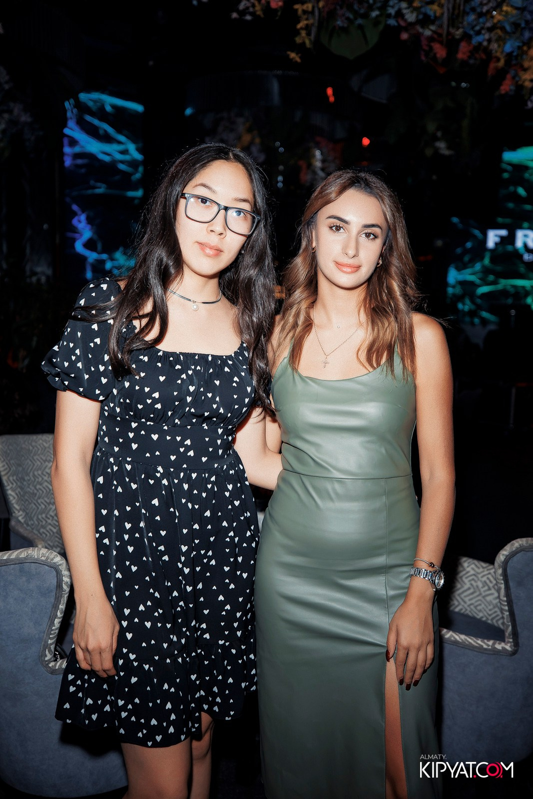 FRIENDS BAR & TERRACE. КИПЯТКОМ АЛМАТЫ!