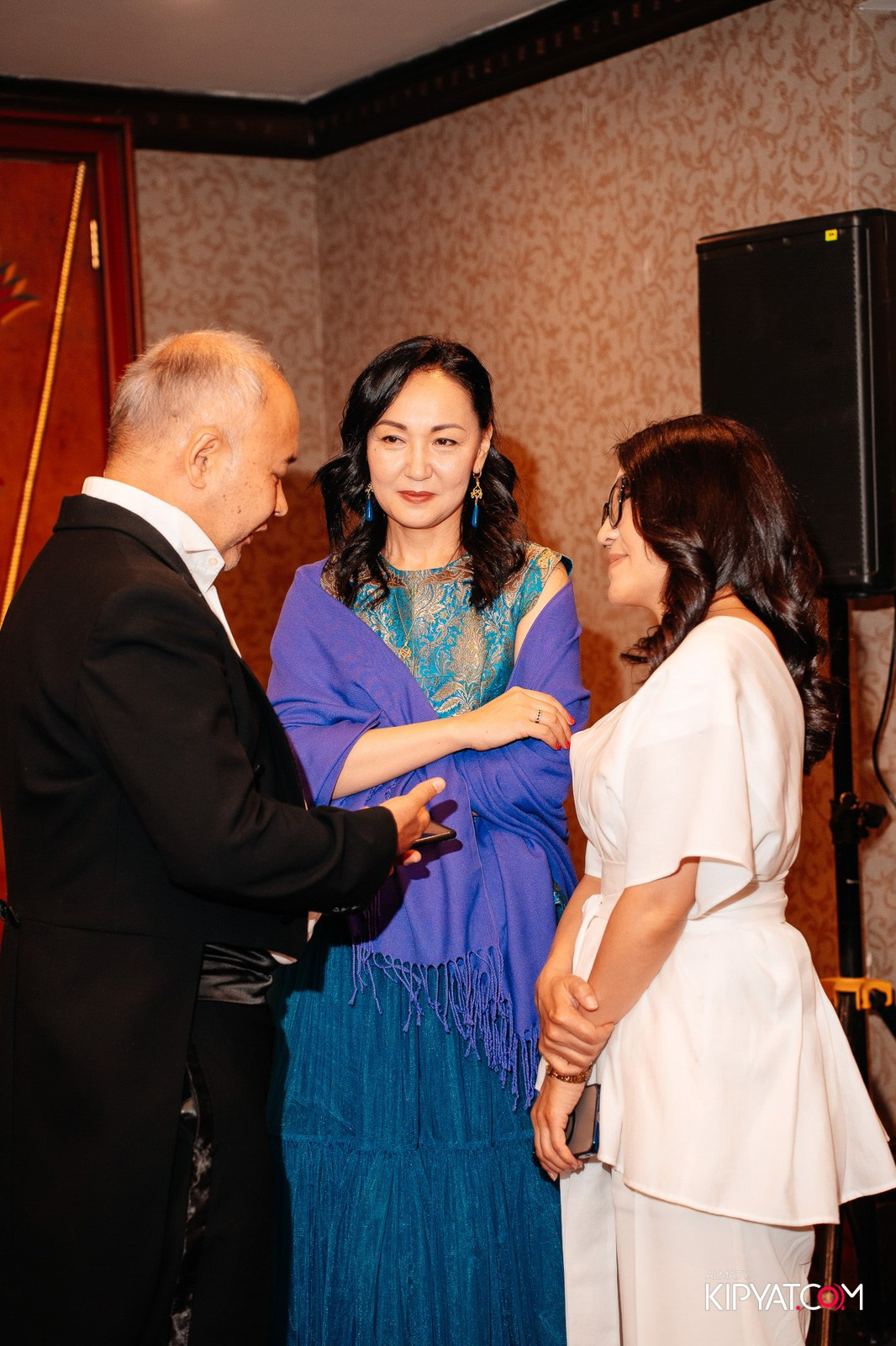 БЛАГОТВОРИТЕЛЬНЫЙ УЖИН В ЧЕСТЬ 30-ЛЕТИЯ ROTARY CLUB OF ALMATY. КИПЯТКОМ АЛМАТЫ!