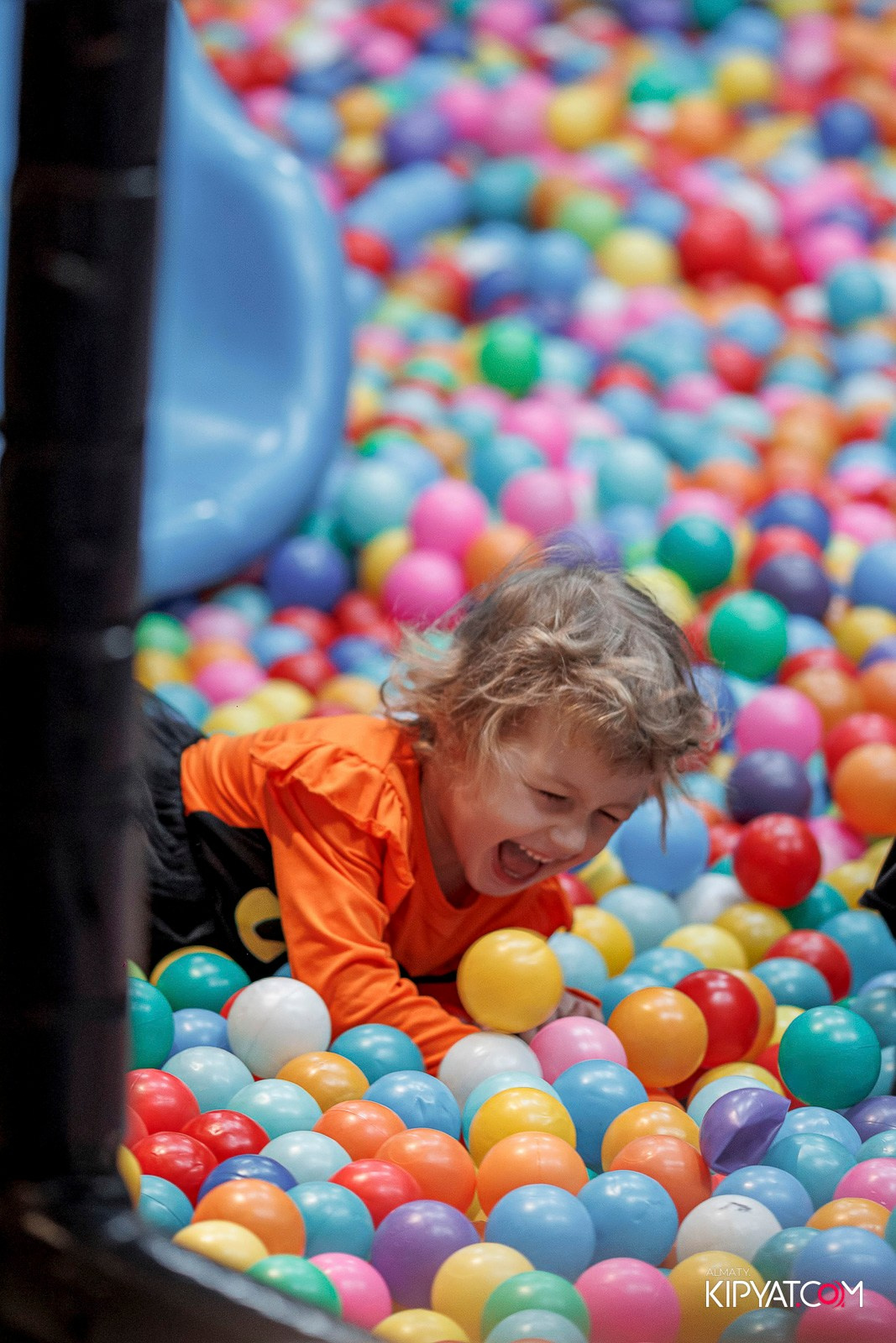 HALLOWEEN В KINDER BOOM. КИПЯТКОМ АЛМАТЫ!