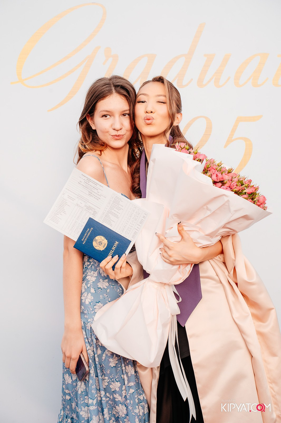 ВРУЧЕНИЕ ДИПЛОМОВ — НАРХОЗ КОЛЛЕДЖ. Part 1. КИПЯТКОМ АЛМАТЫ!