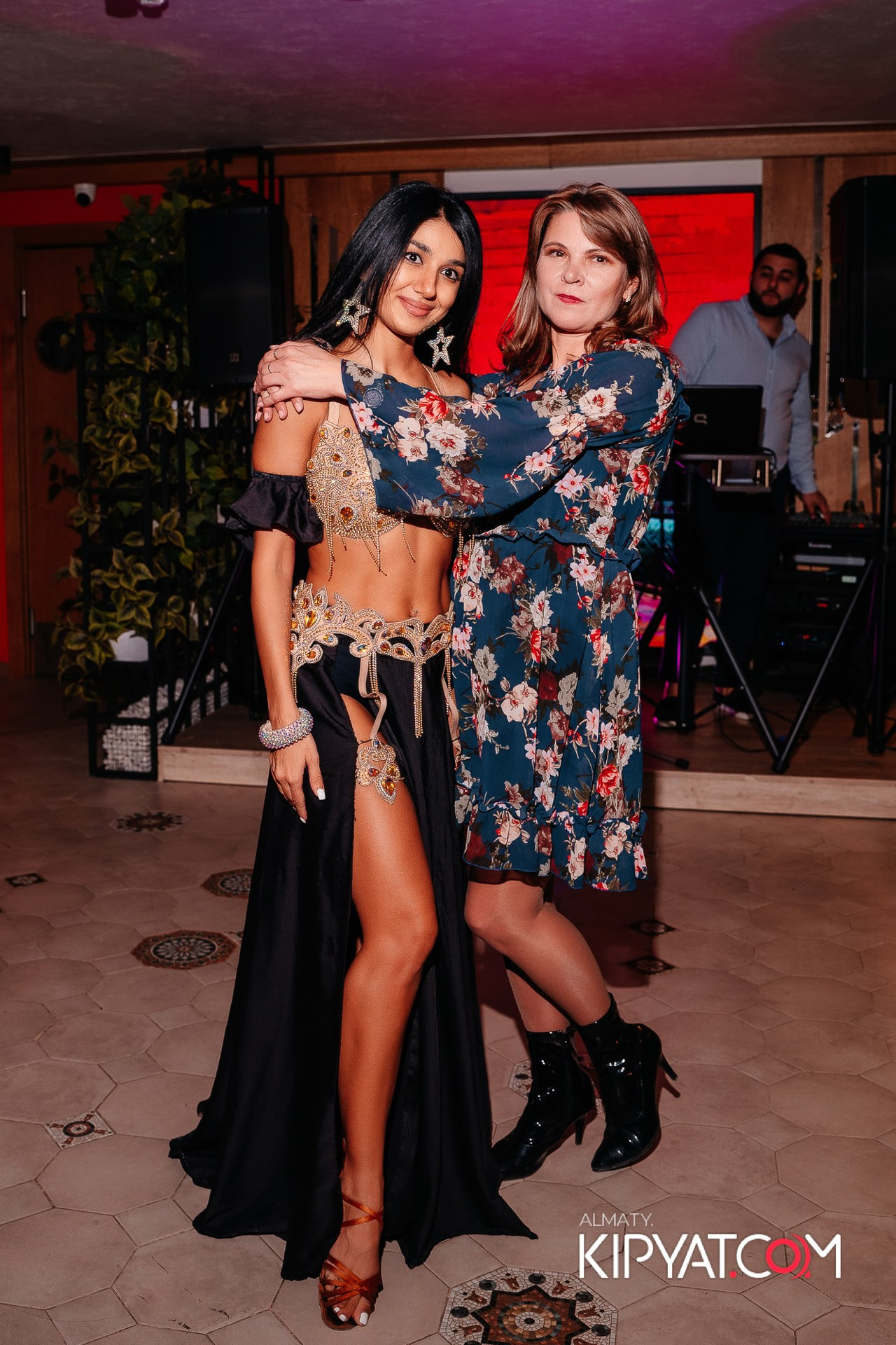 Modi Restoranchik. КИПЯТКОМ АЛМАТЫ!