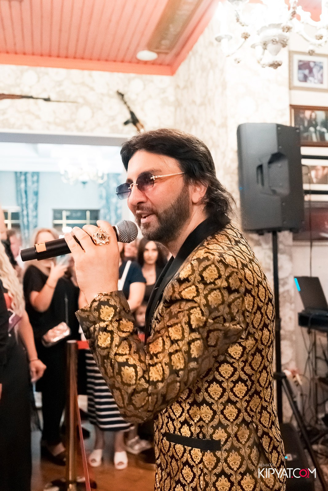 РЕСТОРАН МАРЬИНА РОЩА. КИПЯТКОМ АЛМАТЫ!