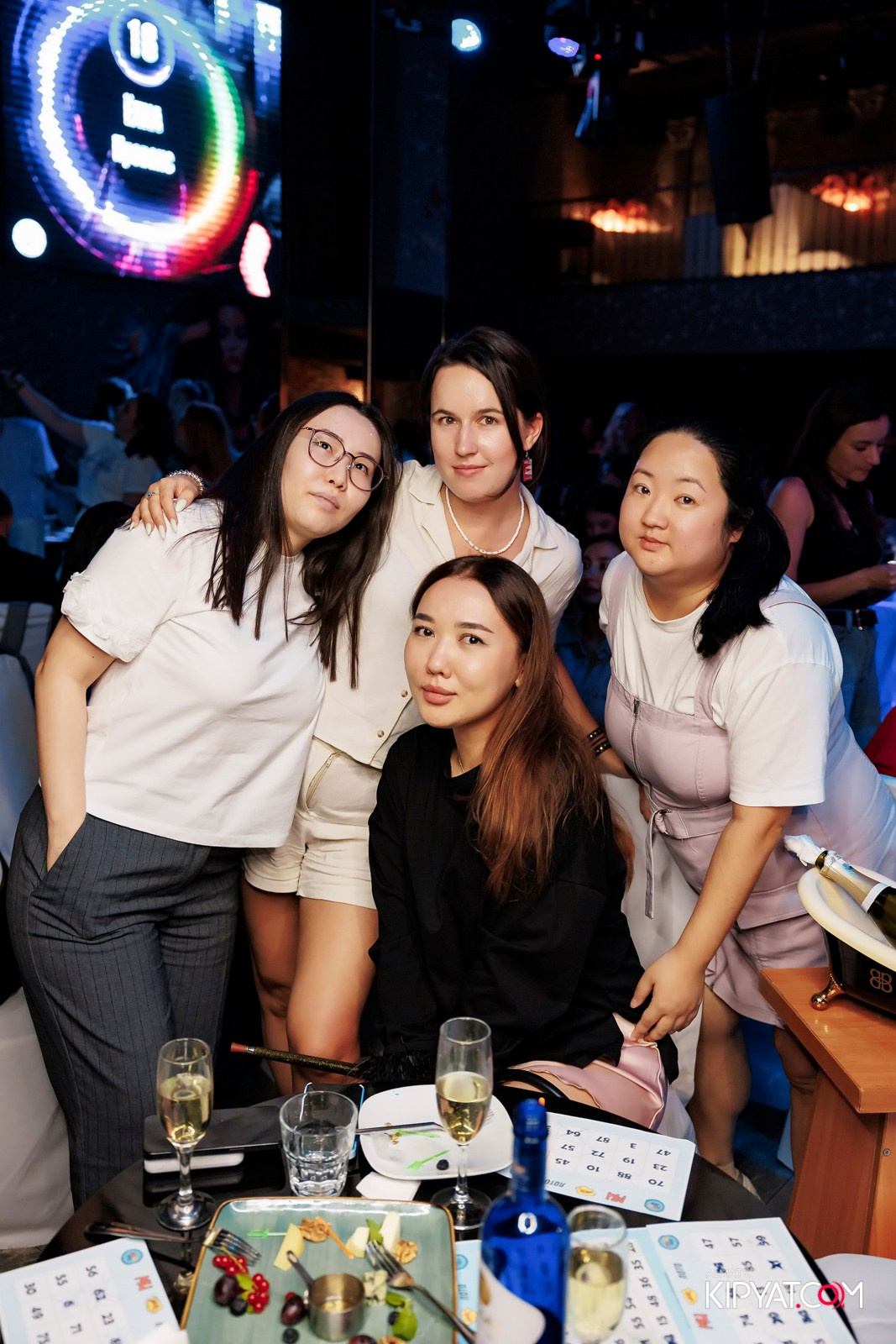 МУЗЫКАЛЬНОЕ ЛОТО В HIT RETRO. КИПЯТКОМ АЛМАТЫ!