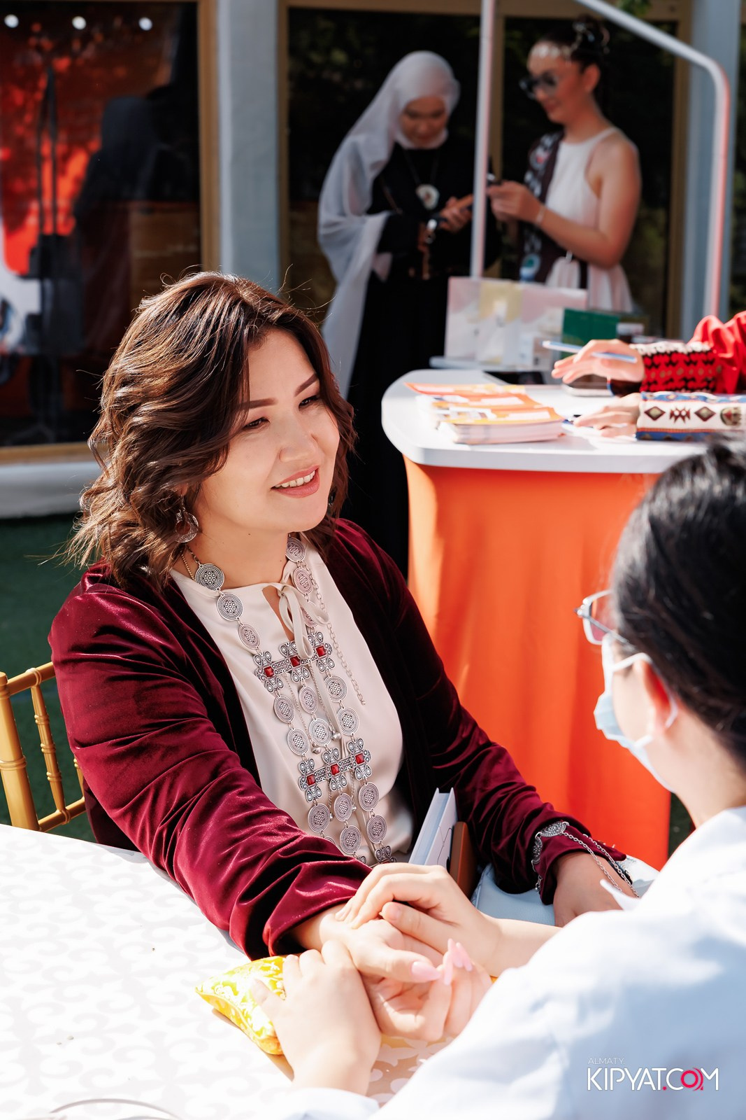 KANG REN TANG. КИПЯТКОМ АЛМАТЫ!