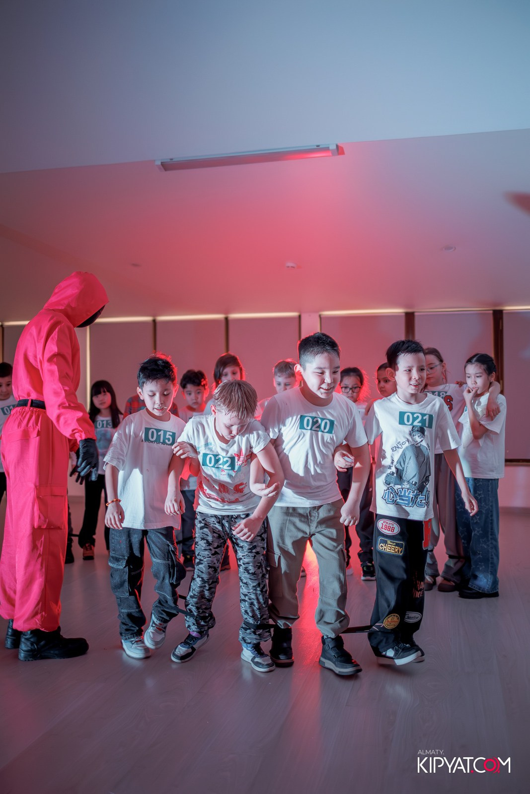 КВЕСТ-ШОУ ALAROVICH / ИГРА В КАЛЬМАРА. КИПЯТКОМ АЛМАТЫ!