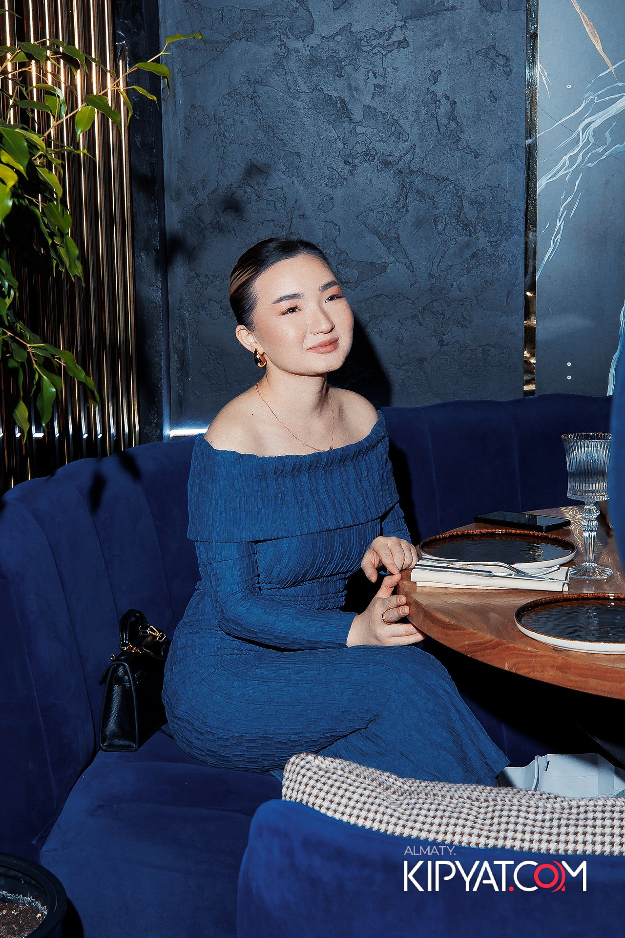 MOOD BAR & TERRACE. КИПЯТКОМ АЛМАТЫ!