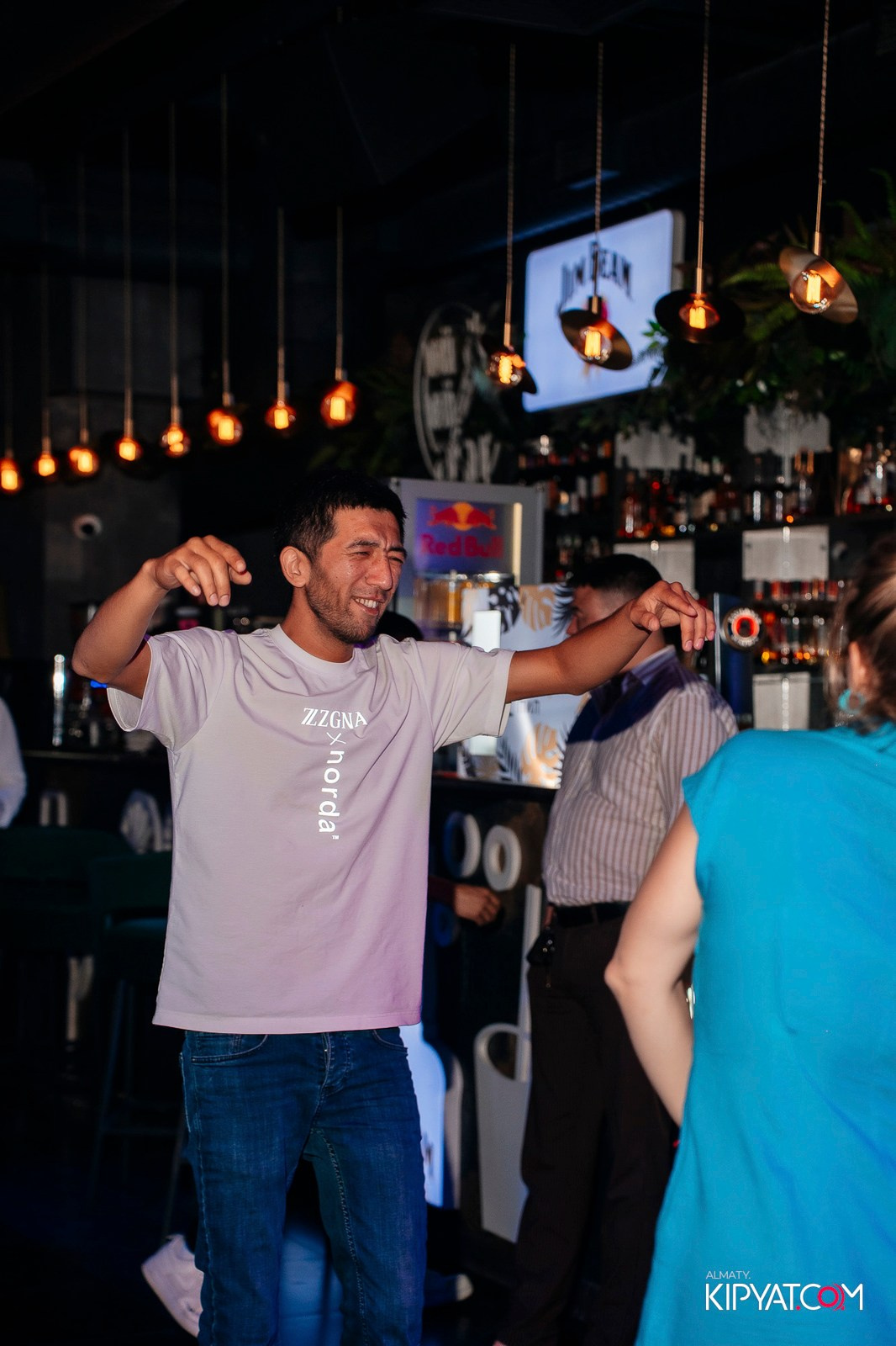 ДОРОГАЯ, Я НЕ ПИЛ. КИПЯТКОМ АЛМАТЫ!