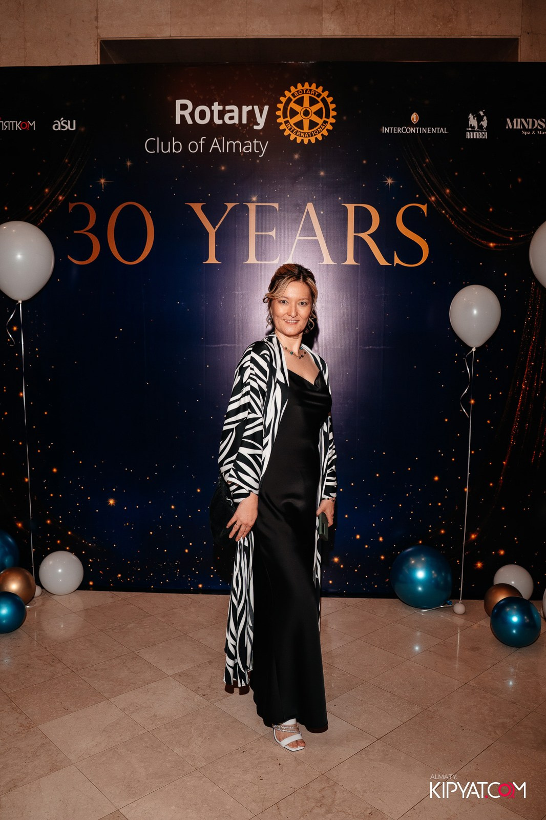 БЛАГОТВОРИТЕЛЬНЫЙ УЖИН В ЧЕСТЬ 30-ЛЕТИЯ ROTARY CLUB OF ALMATY. КИПЯТКОМ АЛМАТЫ!