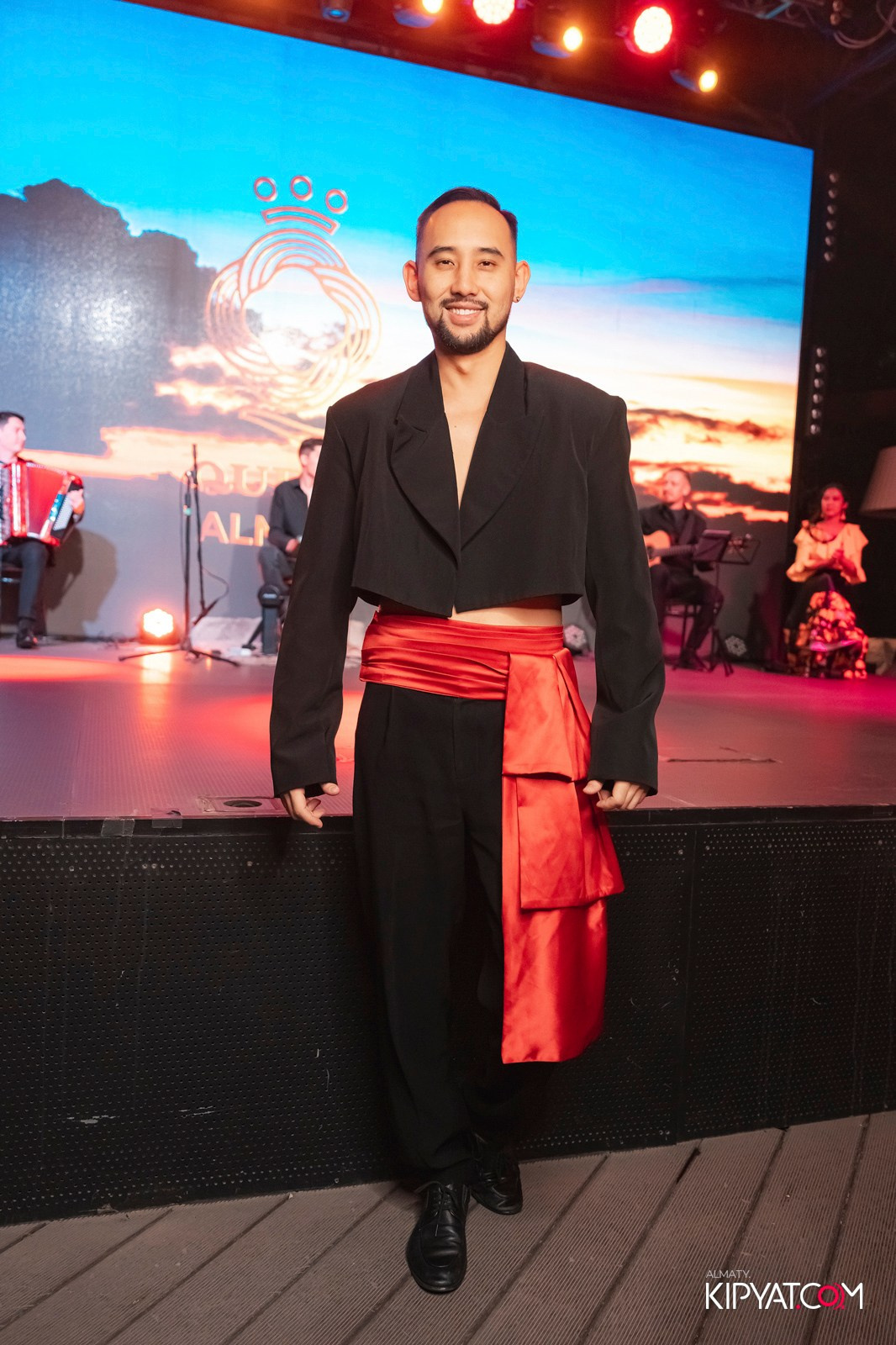 QUEEN. КИПЯТКОМ АЛМАТЫ!