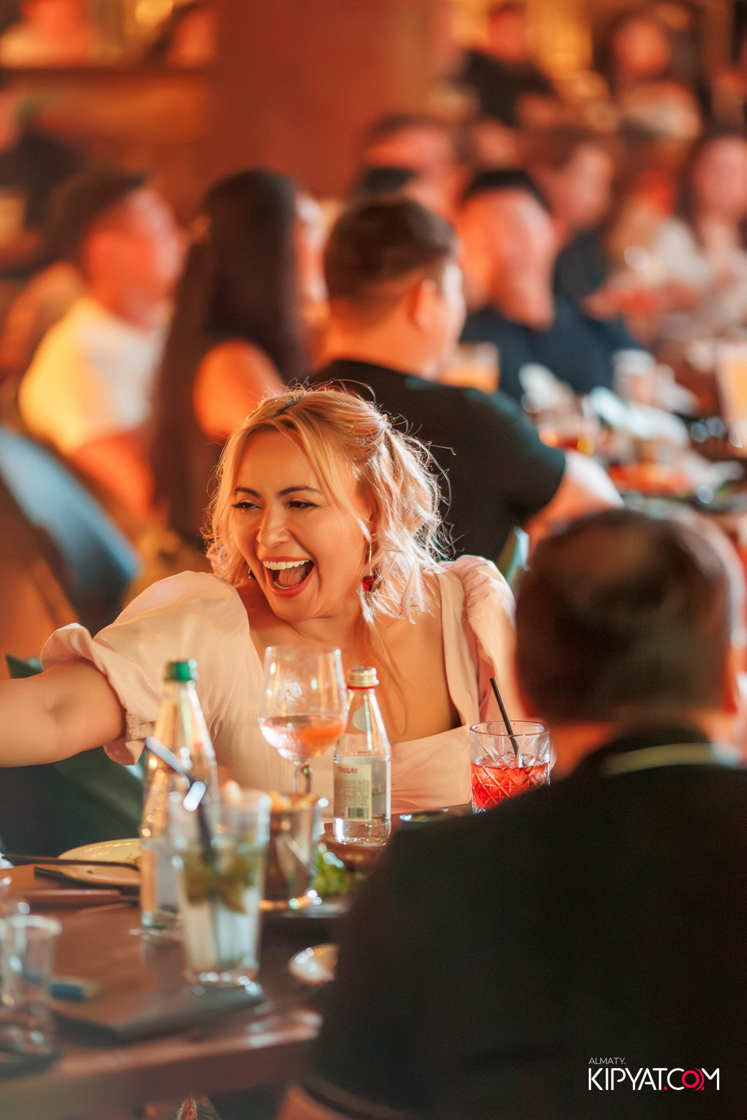 STAND UP КОНЦЕРТ АЛЕКСАНДА МЕРКУЛЬ. КИПЯТКОМ АЛМАТЫ!