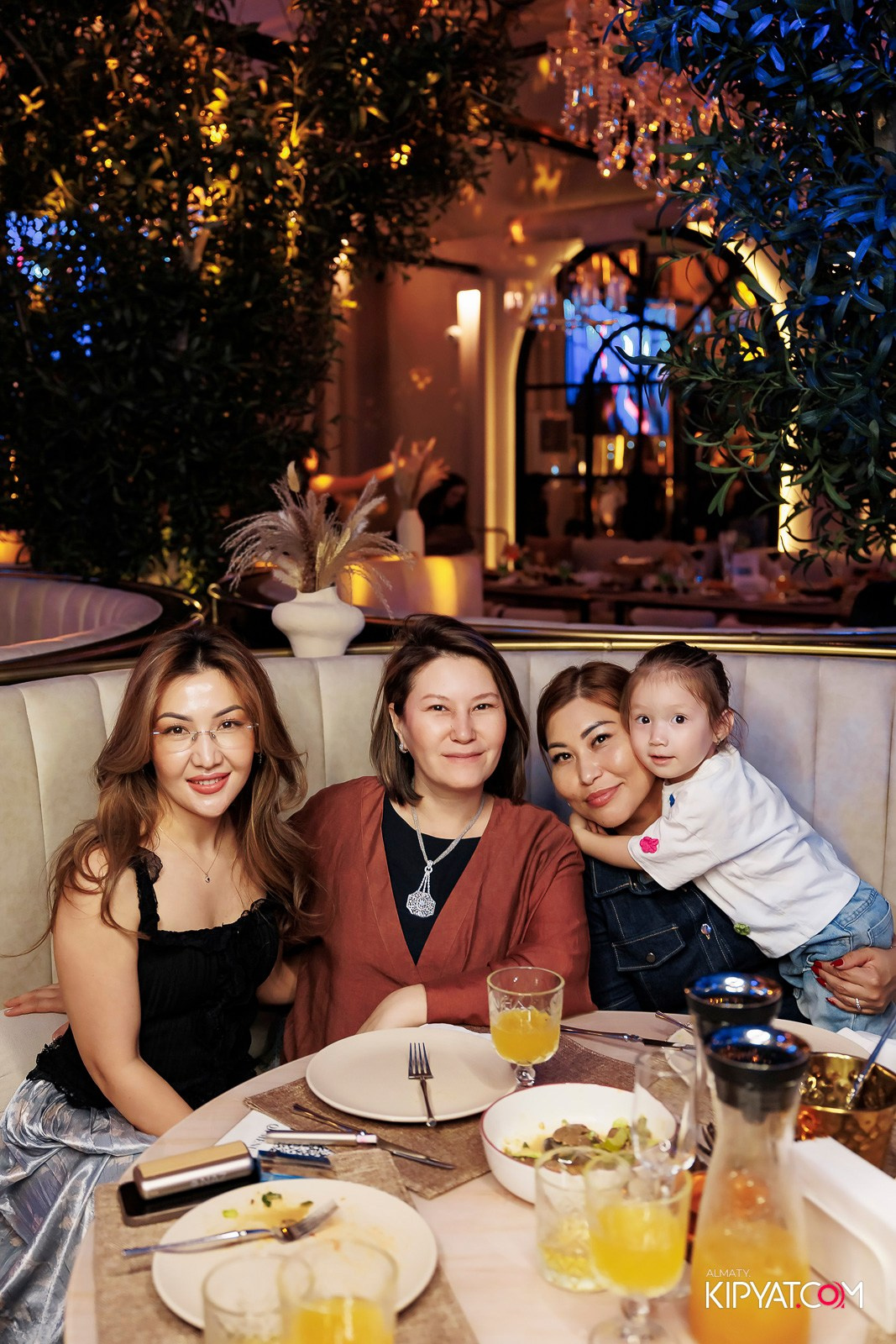 SAHARA ASIAN MIX RESTAURANT. КИПЯТКОМ АЛМАТЫ! Фотосъемка мероприятий в Алматы