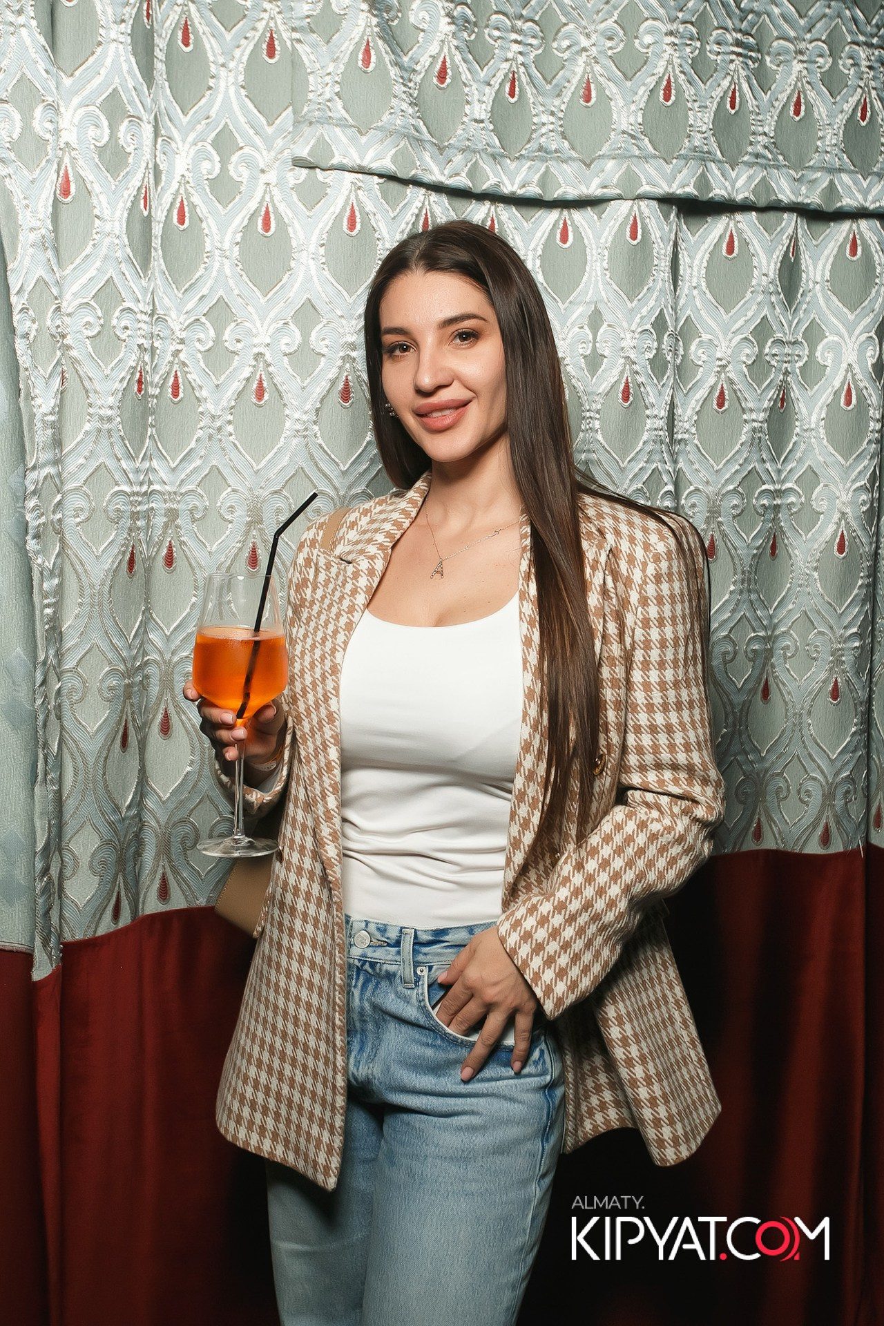 BLA BLA BAR. КИПЯТКОМ АЛМАТЫ!