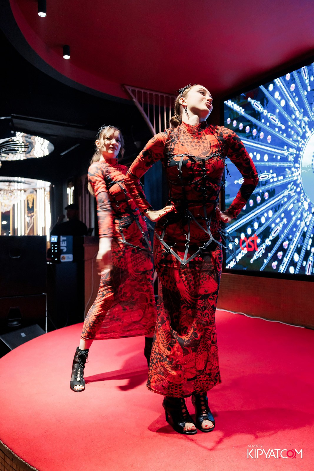 ЗАЯ, НА БИС. КИПЯТКОМ АЛМАТЫ! Фотосъемка мероприятий в Алматы