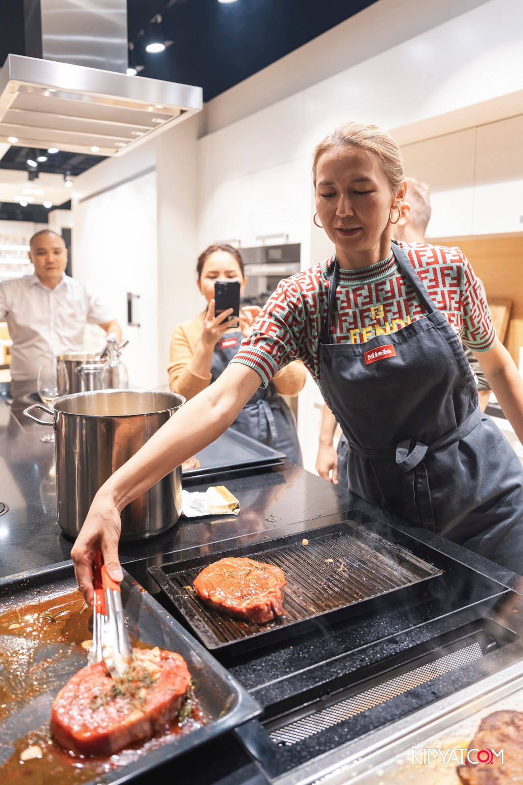 МАСТЕР-КЛАСС MIELE. КИПЯТКОМ АЛМАТЫ!