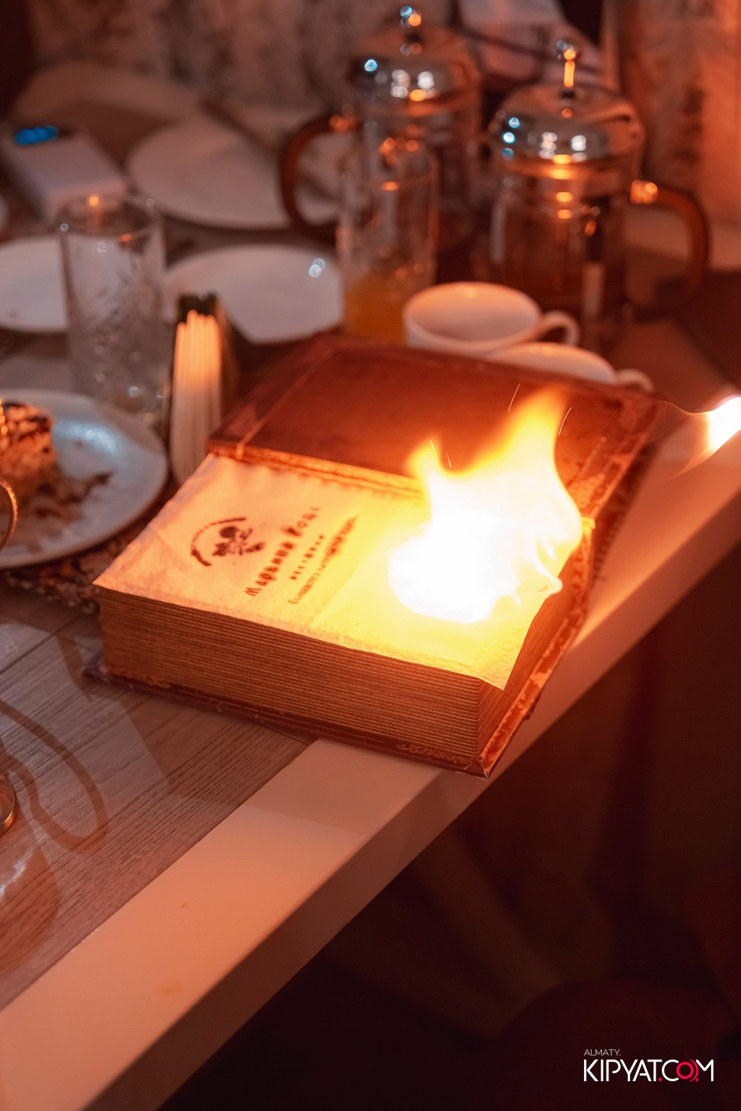 ШУФУТИНОВ ДЕНЬ В РЕСТОРАНЕ МАРЬИНА РОЩА. КИПЯТКОМ АЛМАТЫ!