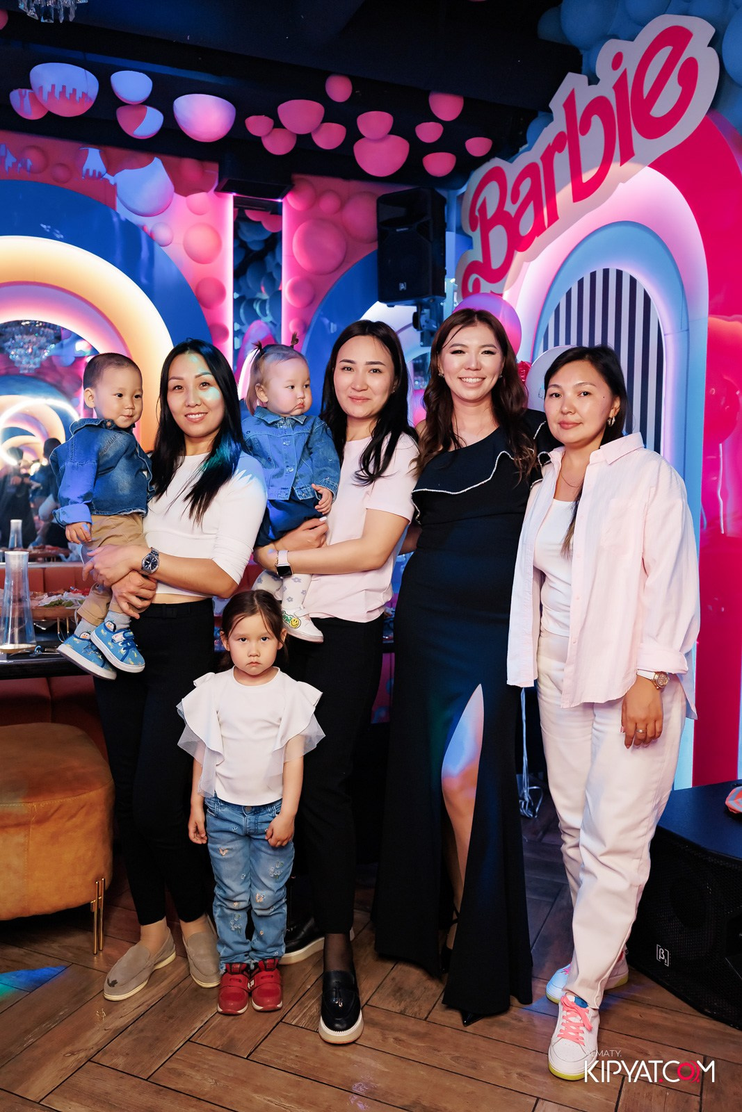 ЗАЯ, НА БИС. КИПЯТКОМ АЛМАТЫ!