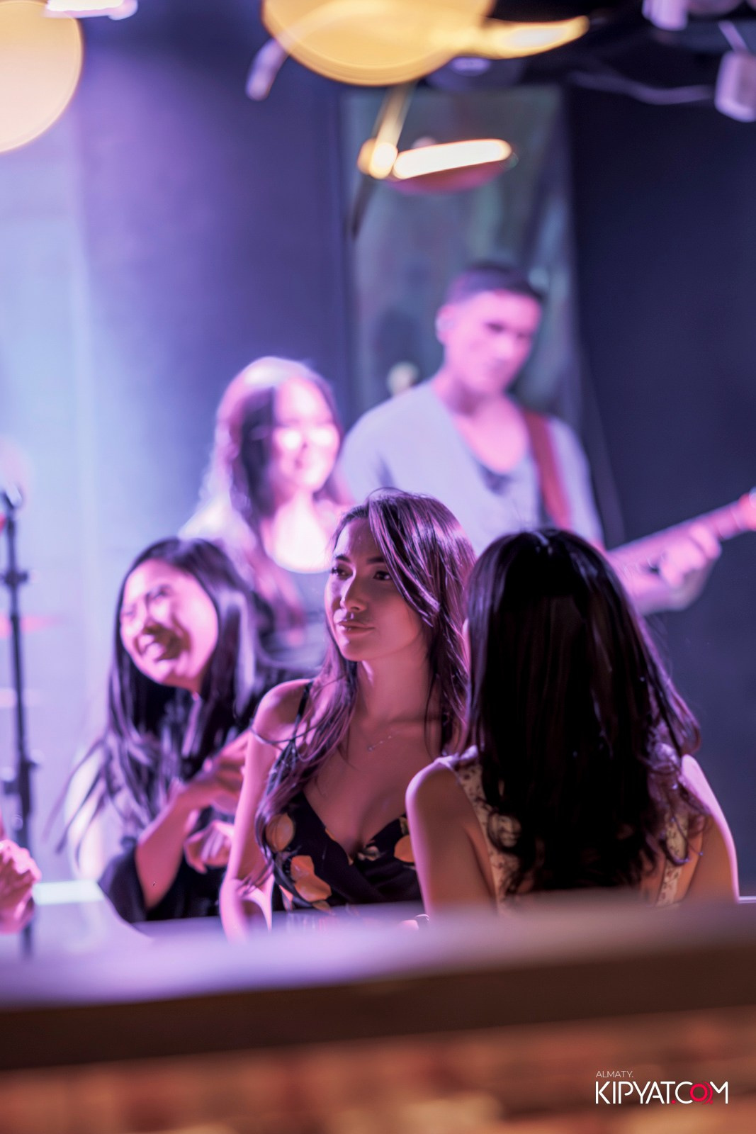 MUNCHEN PUB. КИПЯТКОМ АЛМАТЫ!