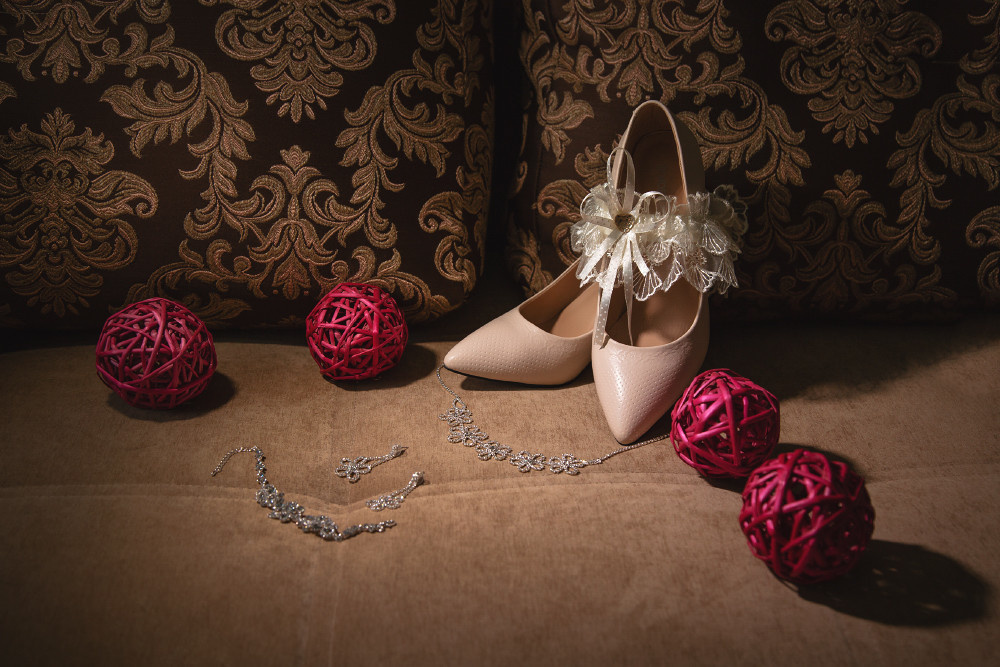 Свадебные туфли невесты, украшения