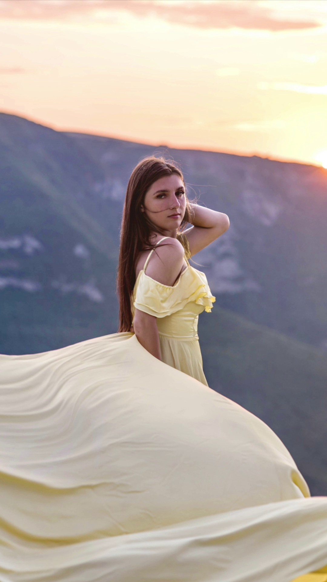 Фотосессия на каньоне. Фотограф Дагестан | Лошади | Этноплатья | Туры