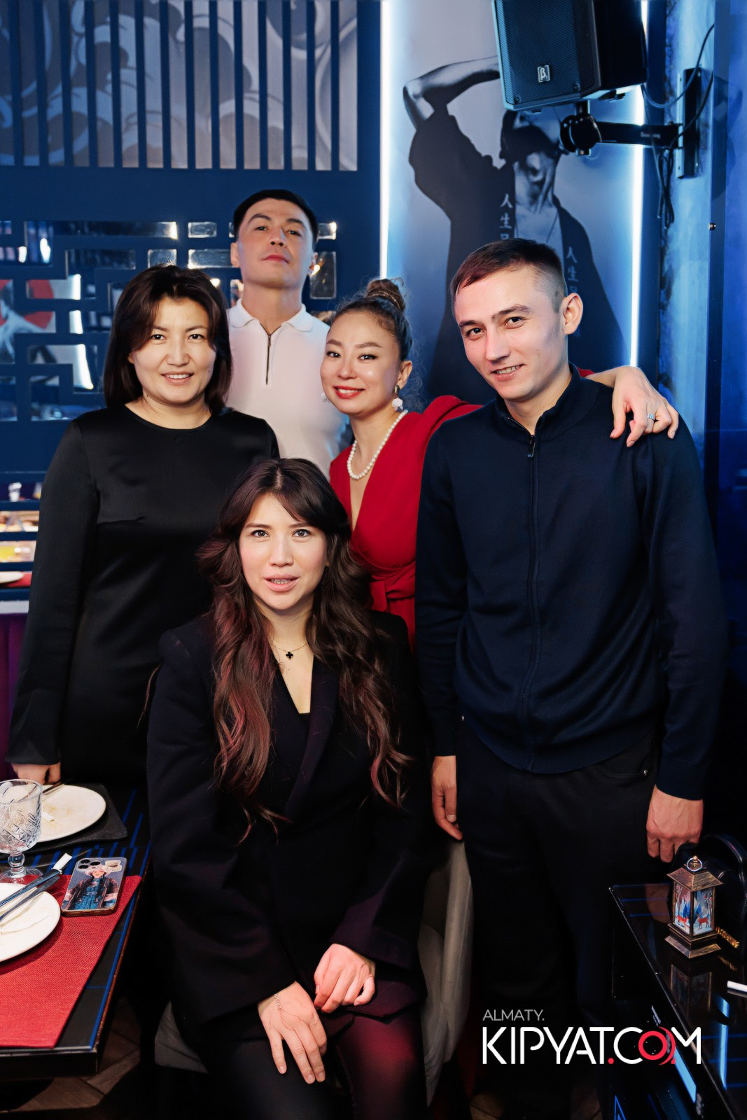 ЗАЯ, НА БИС. КИПЯТКОМ АЛМАТЫ!