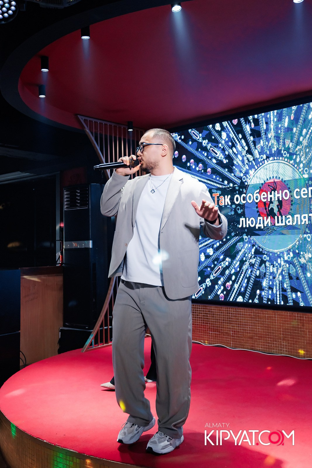 ЗАЯ, НА БИС. КИПЯТКОМ АЛМАТЫ!