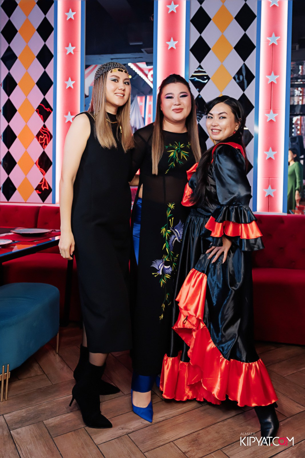 ЗАЯ, НА БИС. КИПЯТКОМ АЛМАТЫ!