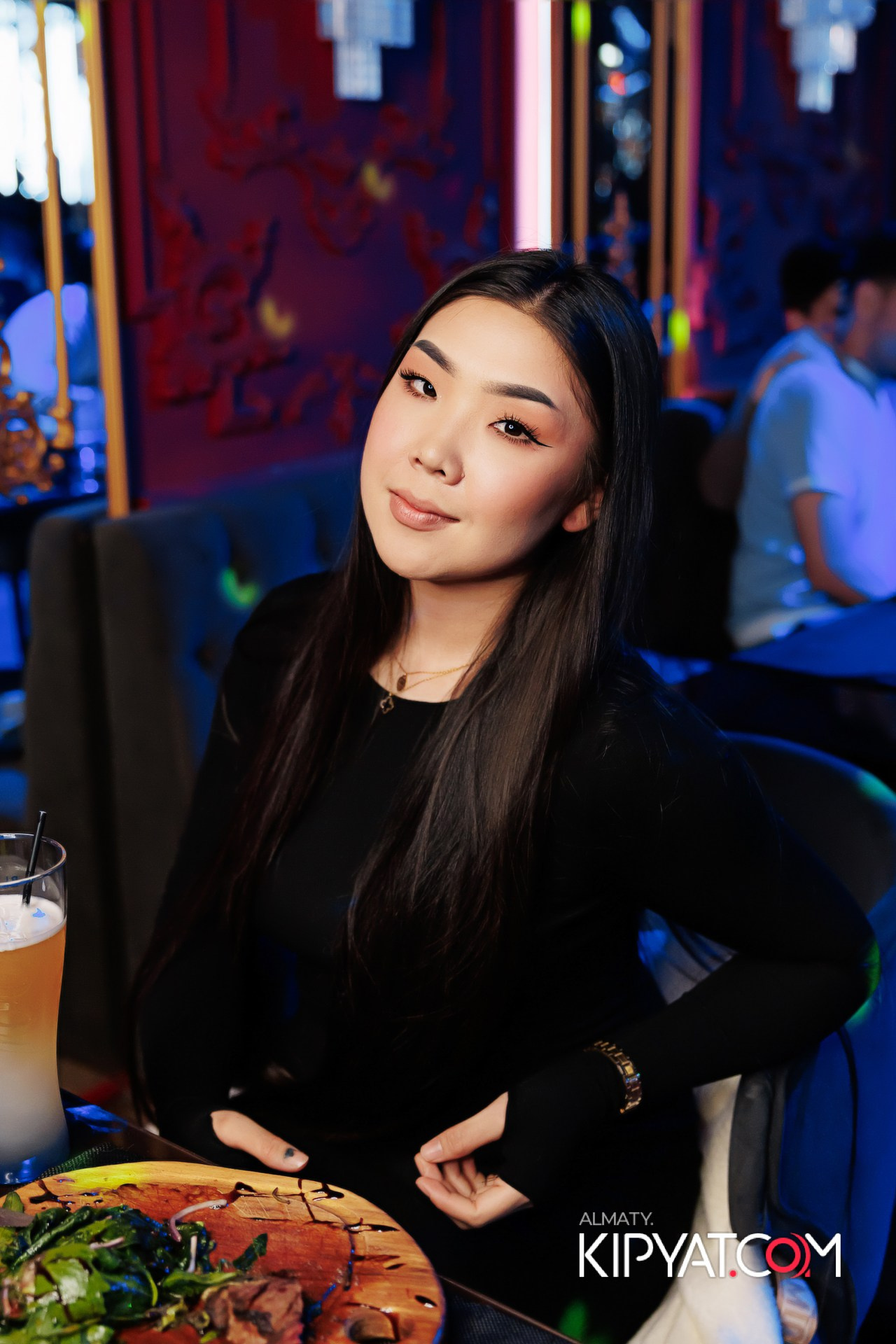 ЗАЯ, НА БИС. КИПЯТКОМ АЛМАТЫ!