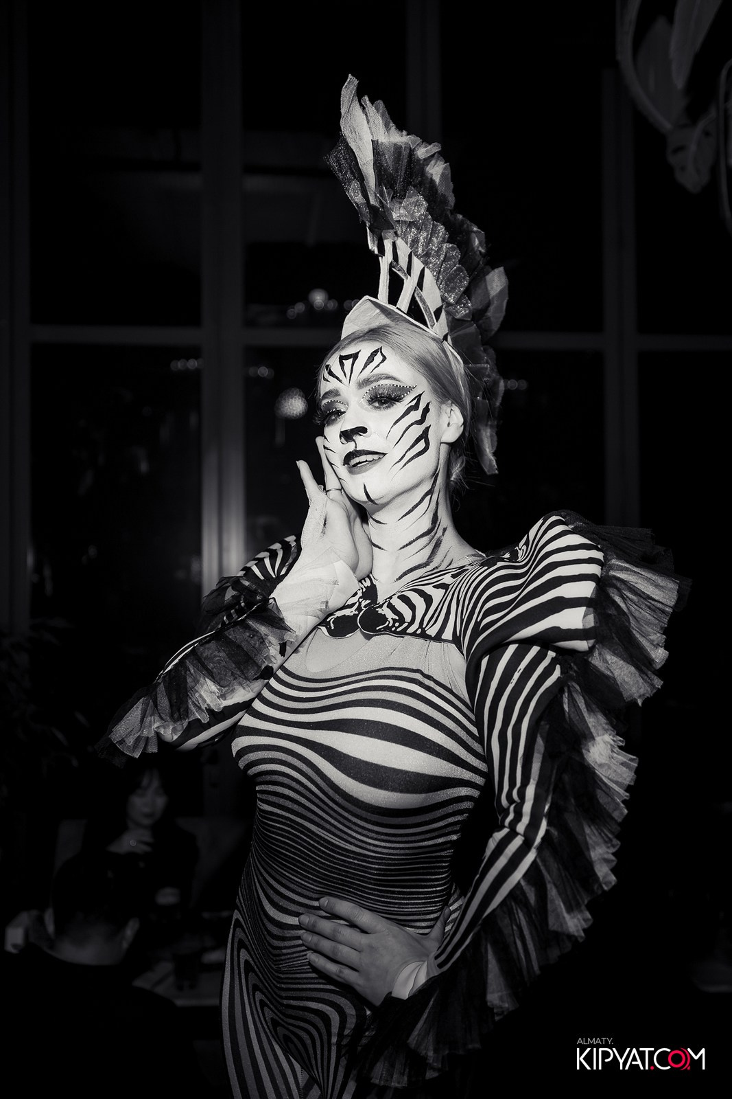 FRIENDS BAR & TERRACE. КИПЯТКОМ АЛМАТЫ!