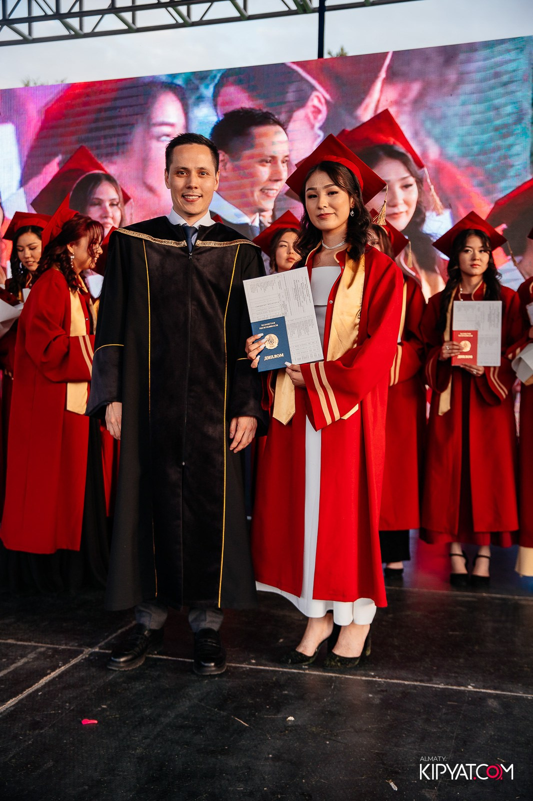 ВРУЧЕНИЕ ДИПЛОМОВ — НАРХОЗ КОЛЛЕДЖ. Part 4. КИПЯТКОМ АЛМАТЫ!