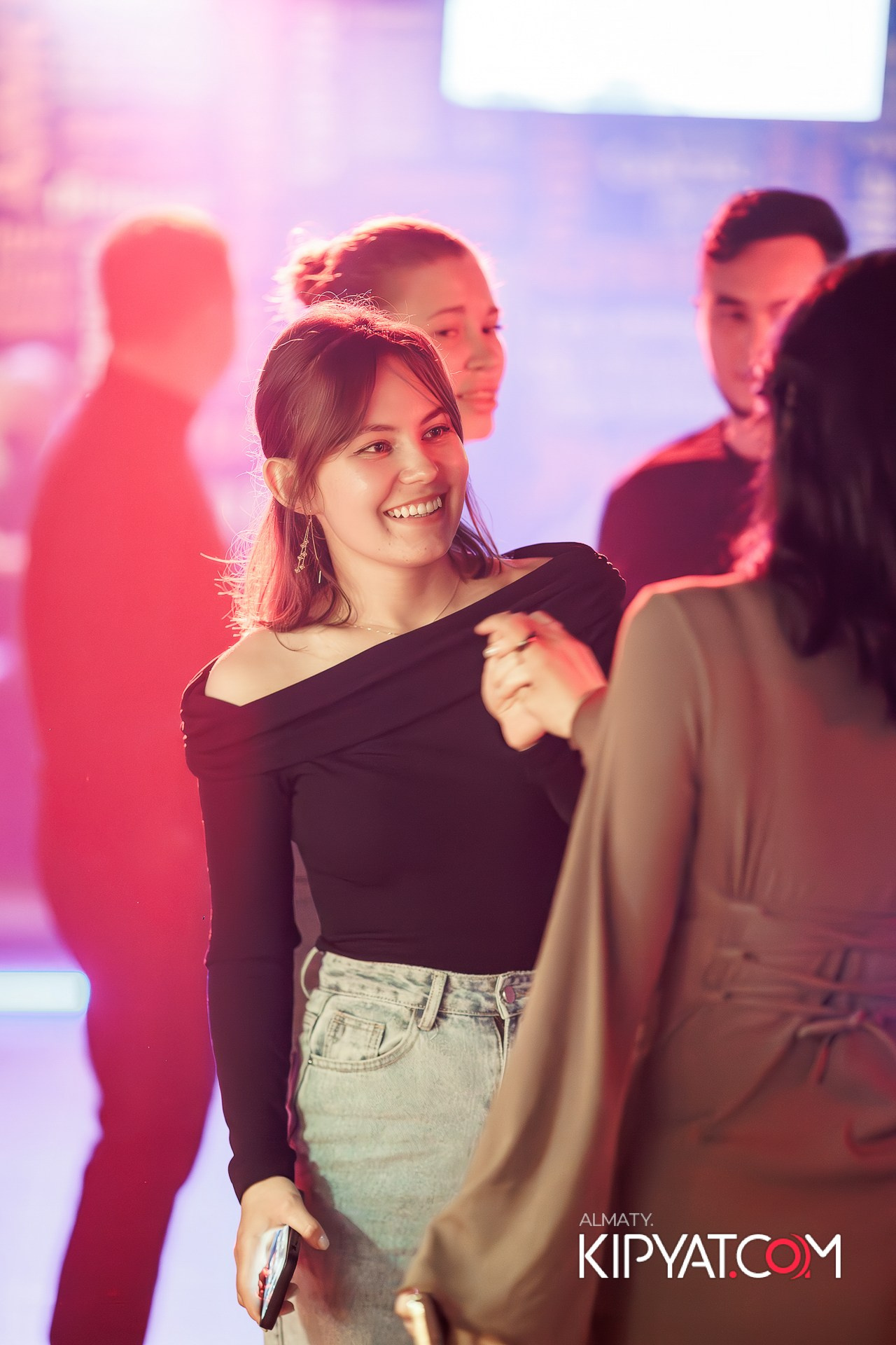 ШАШЛЫКОФФ. КИПЯТКОМ АЛМАТЫ!