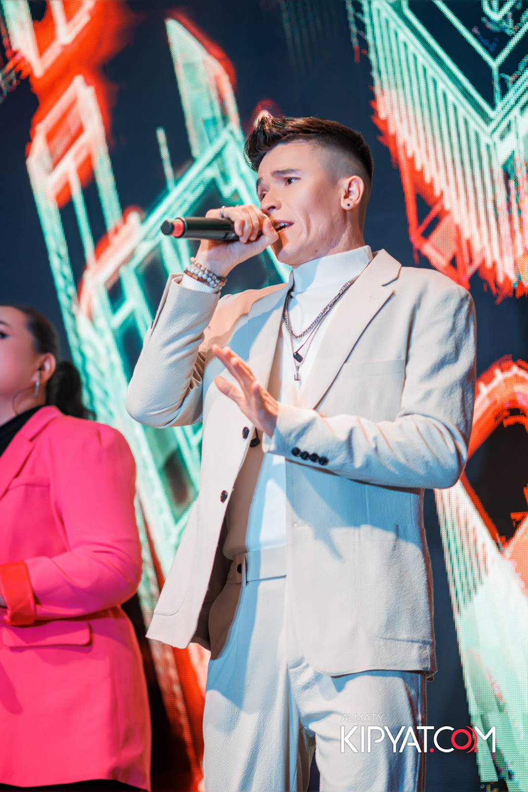 SANTA BARBARA — МЮЗИКЛ ДЖУЛИЯ. КИПЯТКОМ АЛМАТЫ!