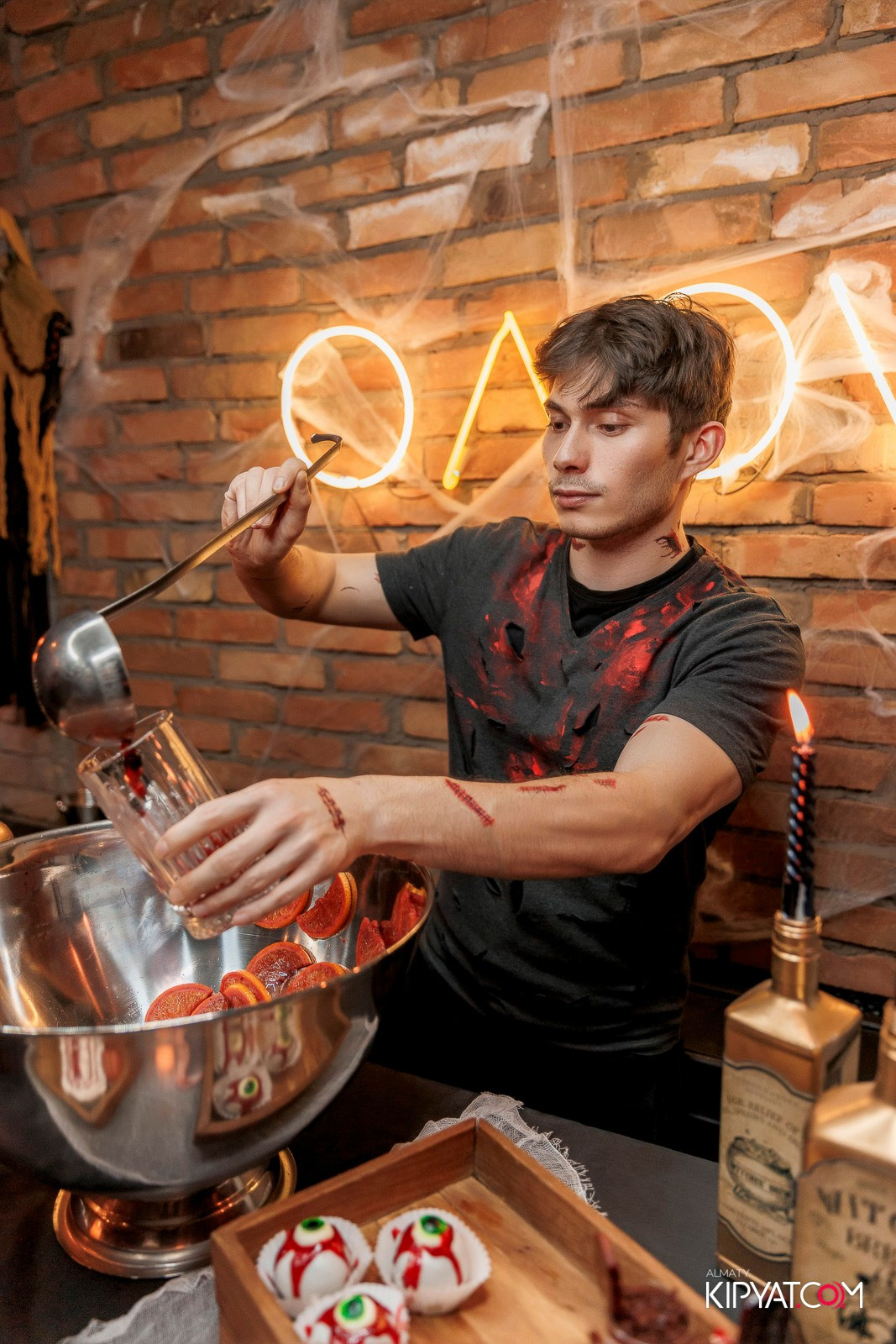HALLOWEEN PARTY — OLOVO BAR НА ДОСТЫК. КИПЯТКОМ АЛМАТЫ!