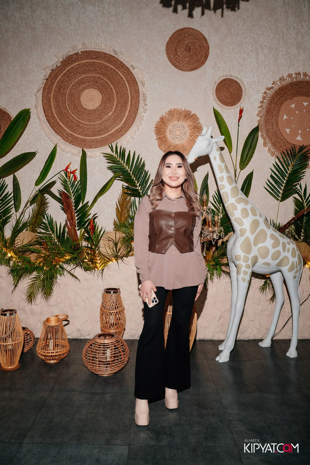 BAY RESTAURANT & BAR. КИПЯТКОМ АЛМАТЫ!