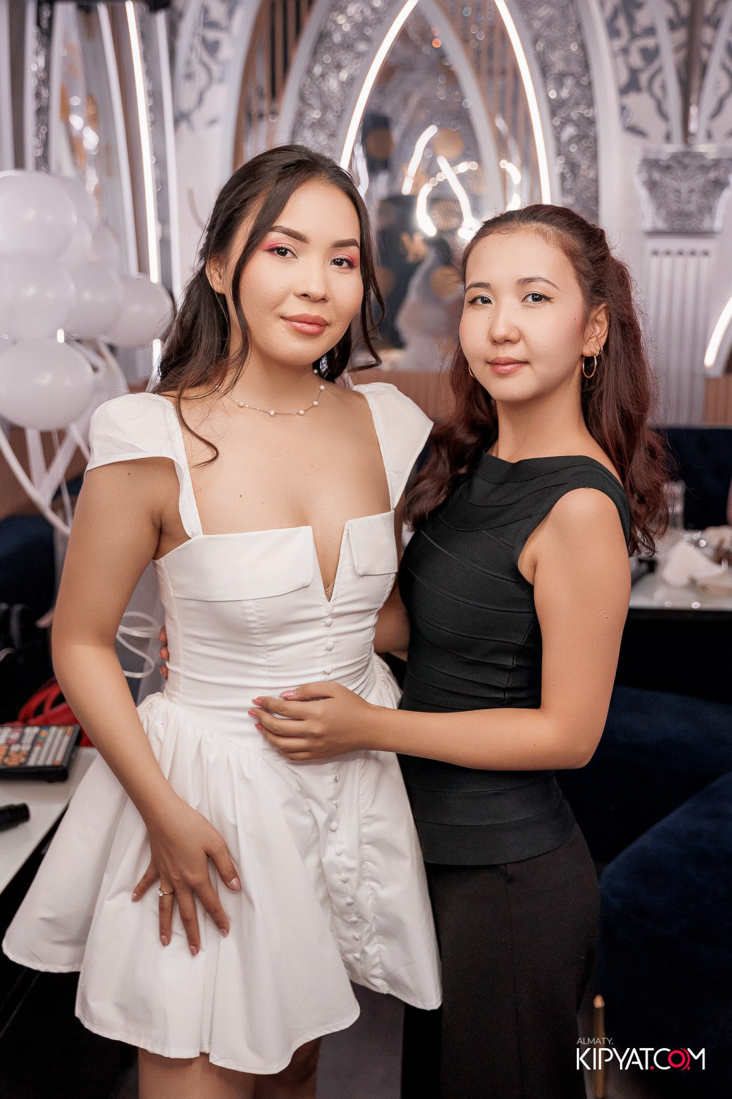 MOOD KARAOKE & TERRACE. КИПЯТКОМ АЛМАТЫ!