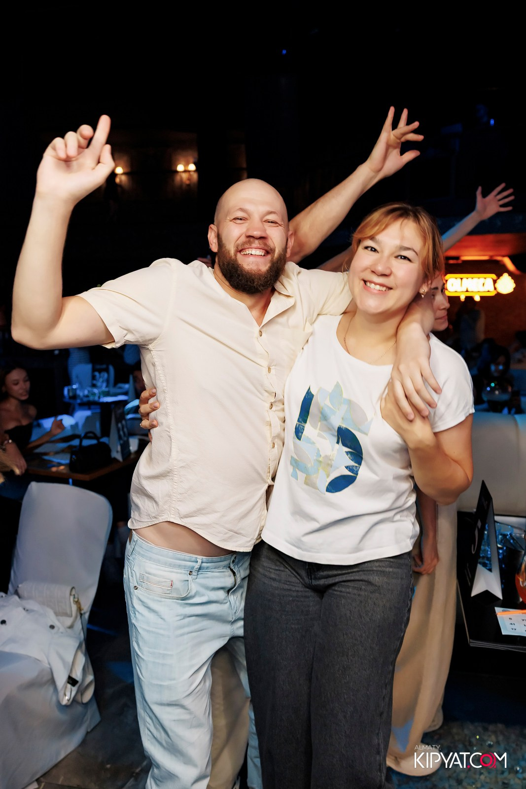 МУЗЫКАЛЬНОЕ ЛОТО В HIT RETRO. КИПЯТКОМ АЛМАТЫ!