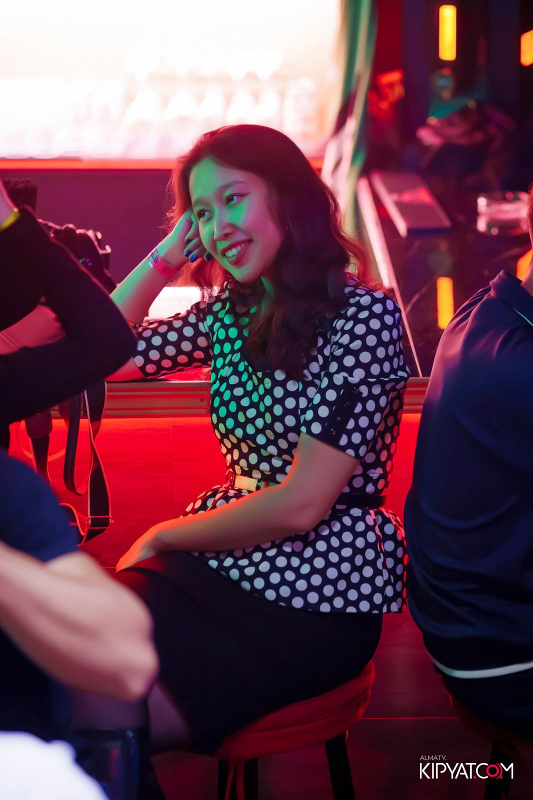 UYAT EMES BAR. КИПЯТКОМ АЛМАТЫ!