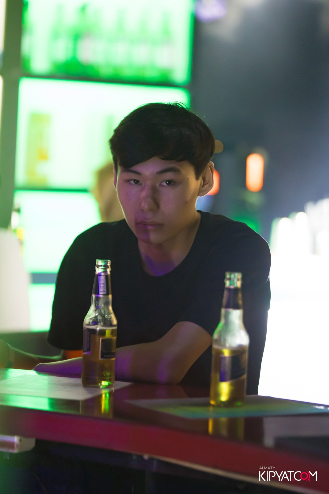 UYAT EMES BAR. КИПЯТКОМ АЛМАТЫ!