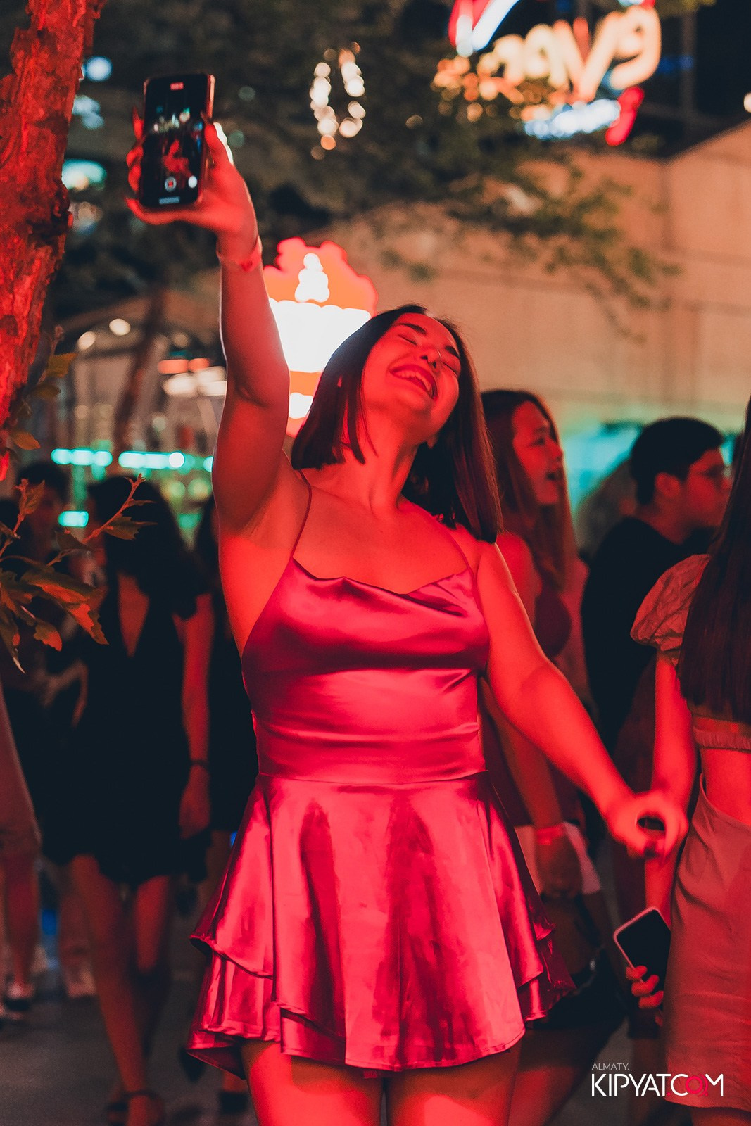 EVENT BAR. КИПЯТКОМ АЛМАТЫ!