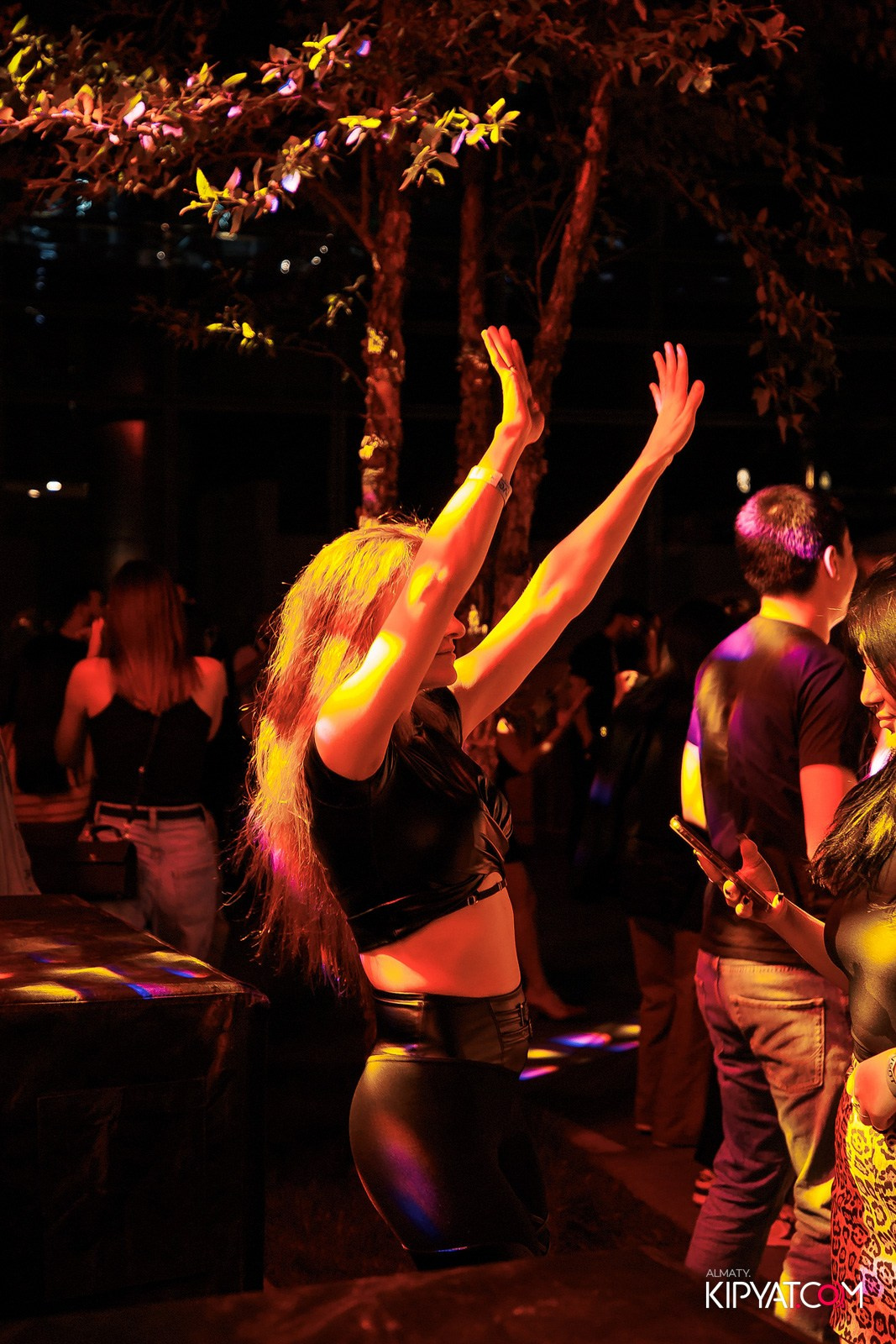 EVENT BAR. КИПЯТКОМ АЛМАТЫ!