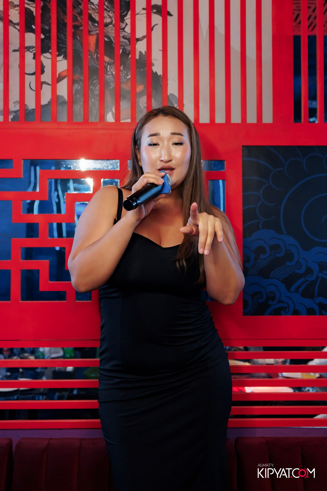 ЗАЯ, НА БИС. КИПЯТКОМ АЛМАТЫ!