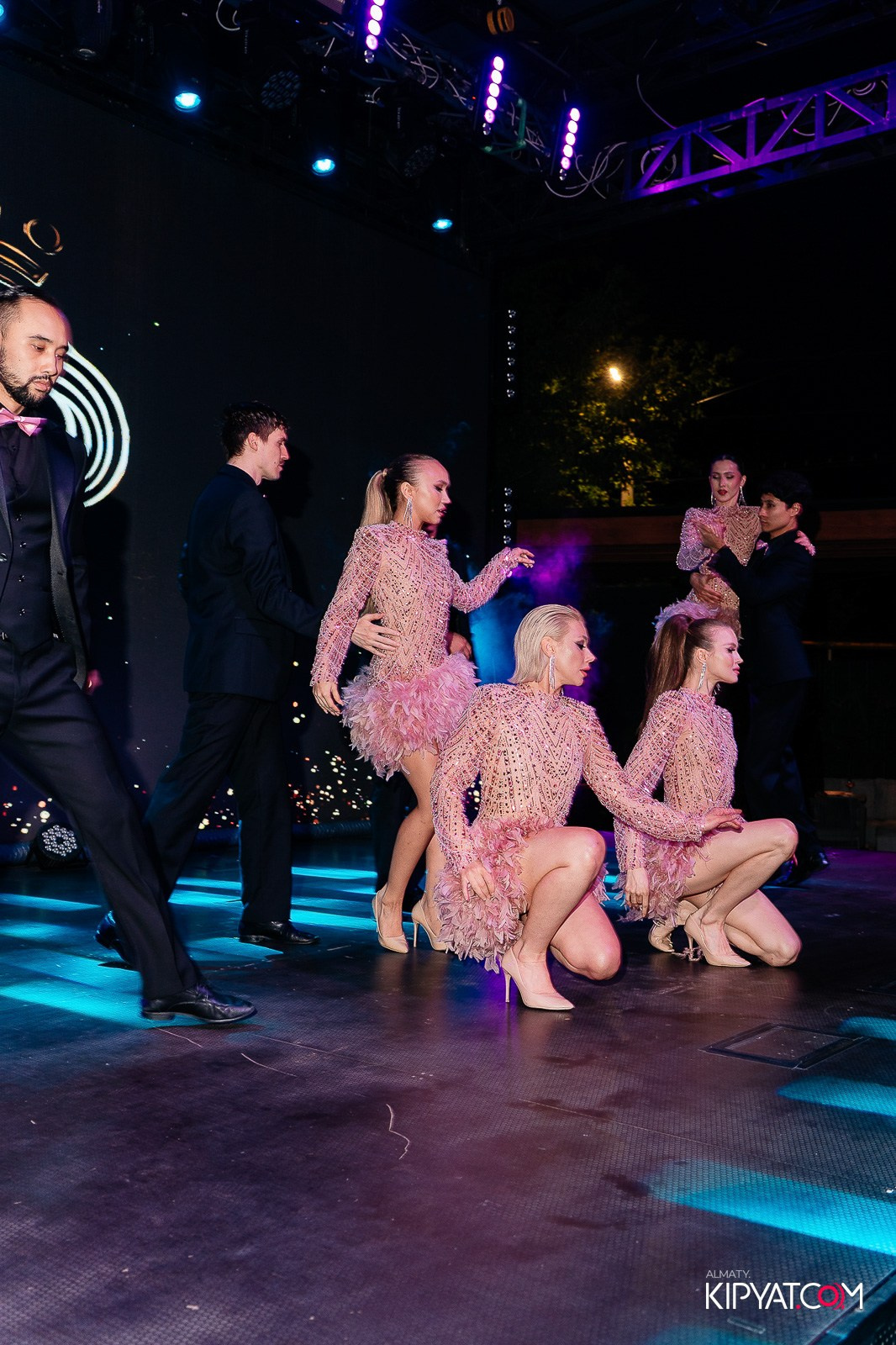 QUEEN. КИПЯТКОМ АЛМАТЫ!