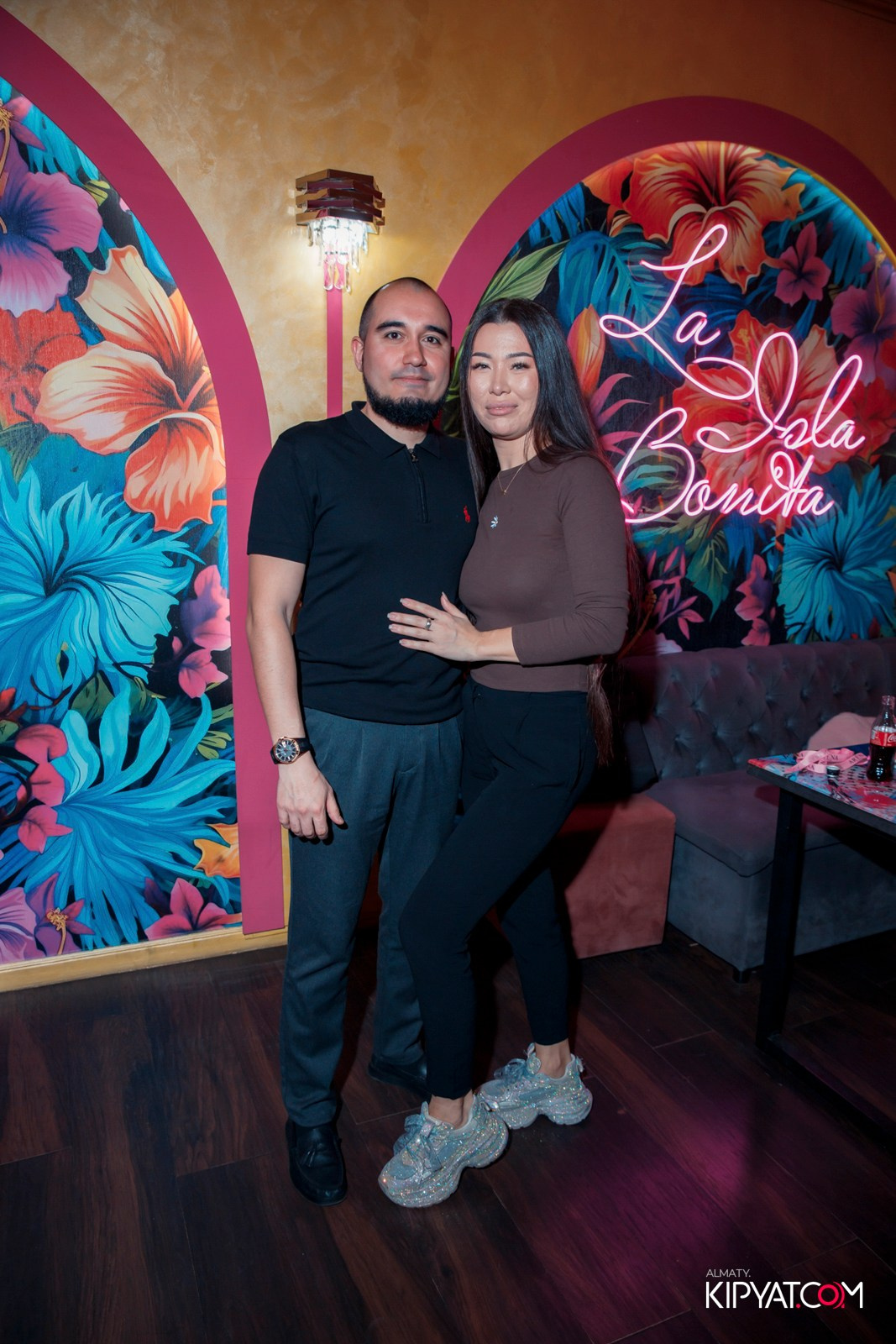 УХО И МЕДВЕДЬ НА САИНА. КИПЯТКОМ АЛМАТЫ! Фотосъемка мероприятий в Алматы