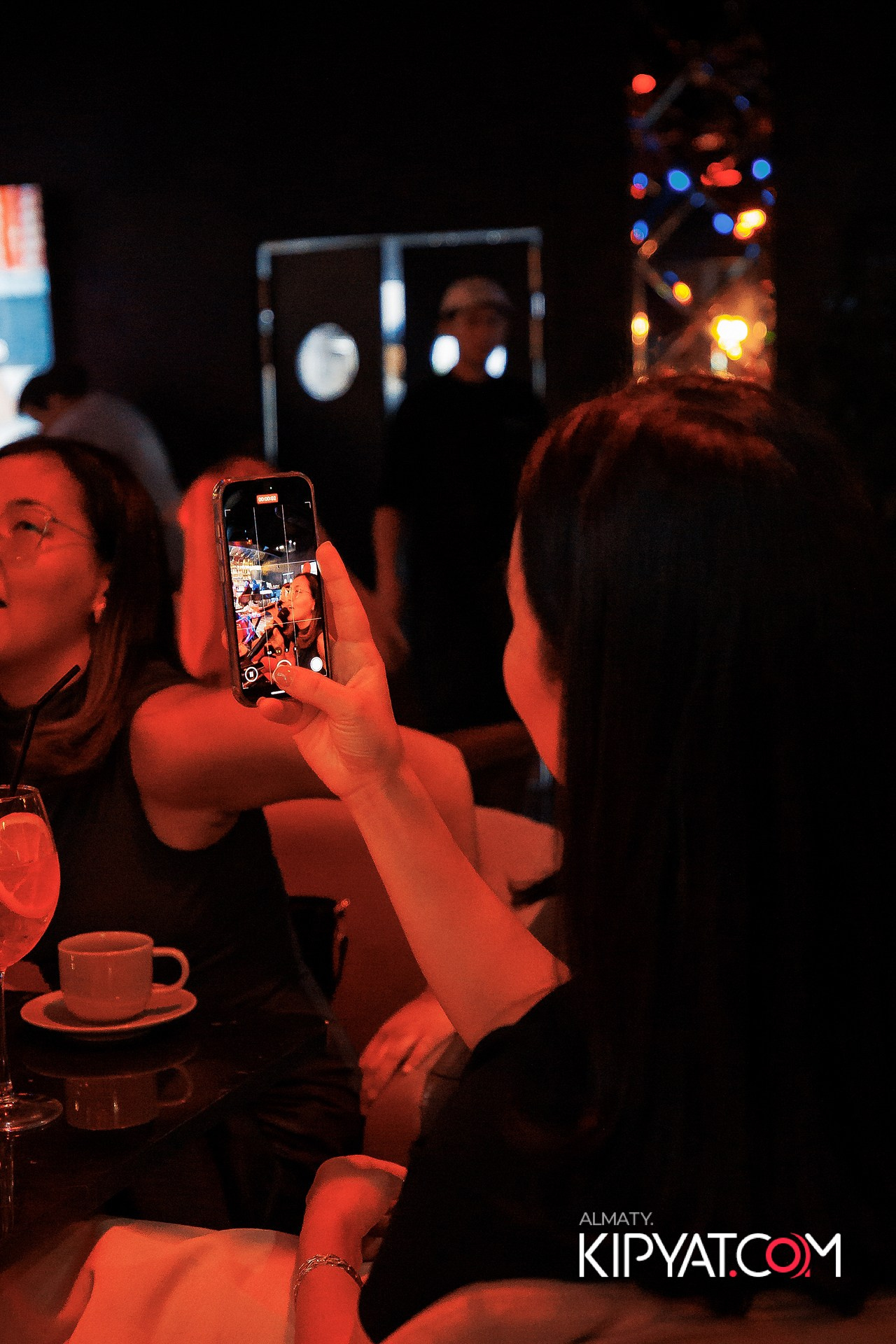 MOOD KARAOKE & TERRACE. КИПЯТКОМ АЛМАТЫ!