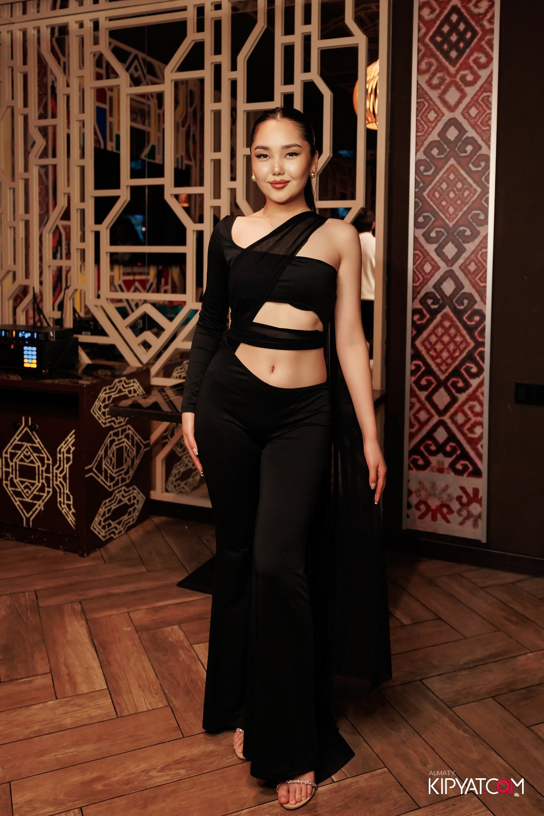 ЗАЯ, НА БИС. КИПЯТКОМ АЛМАТЫ!