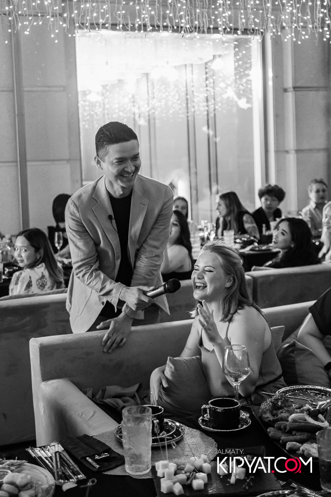 OBLAKO LOUNGE BAR. КИПЯТКОМ АЛМАТЫ!