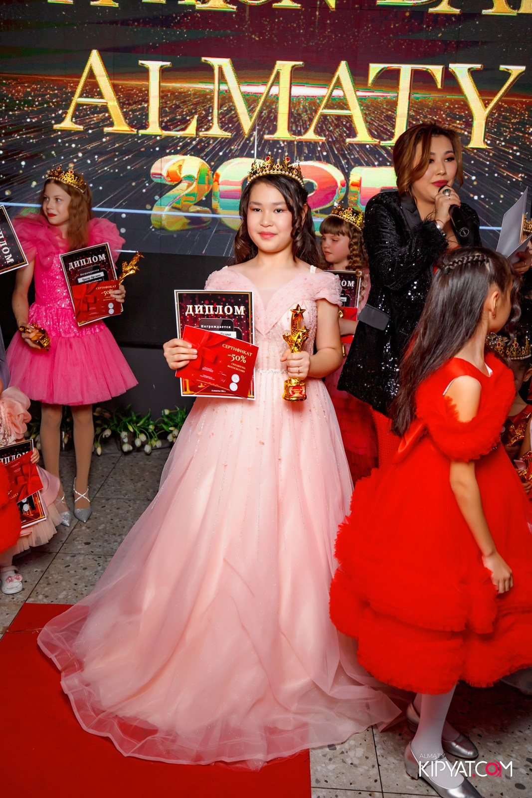 FASHION DAY 2025 КАФЕ ЖАКСЫЛЫК. КИПЯТКОМ АЛМАТЫ!