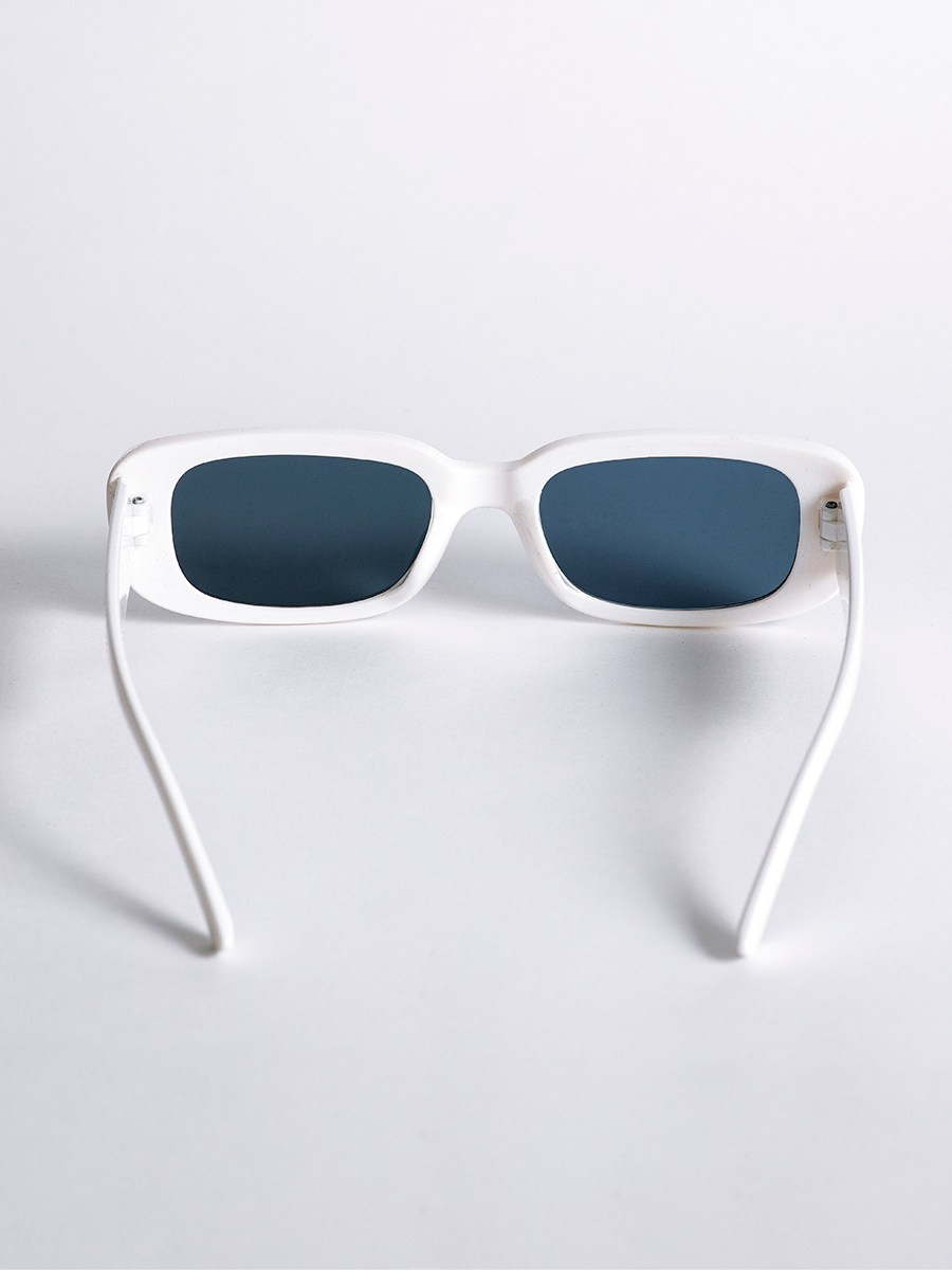 Съемка солнцезащитных очков. Фотограф в Санкт-Петербурге