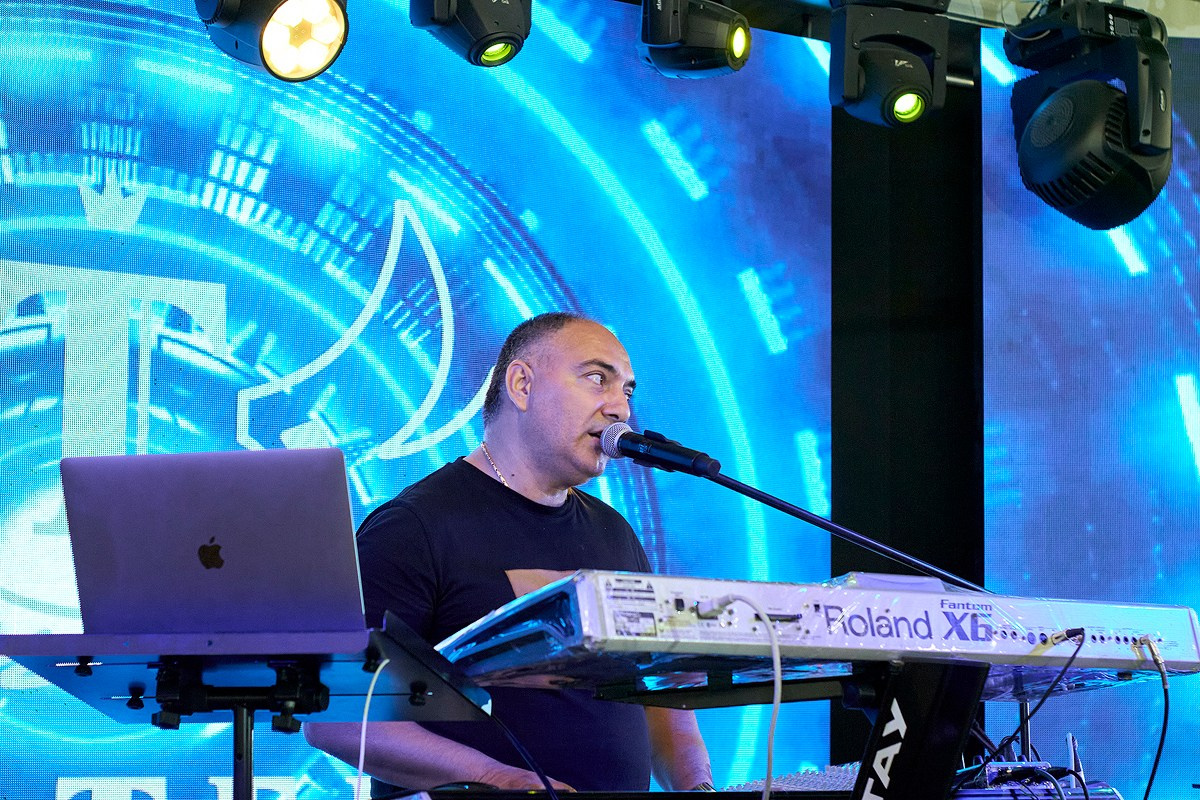 Семейные и индивидуальные фотосессии. Фотограф в Звенигороде Москве и Подмосковье