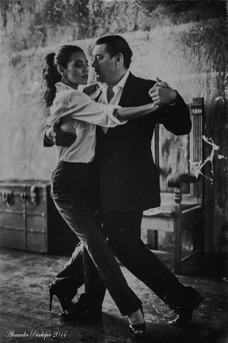 Alejandro Aquino и Natalia Hills. Александр Прищепов - фотограф, режиссёр, продюсер